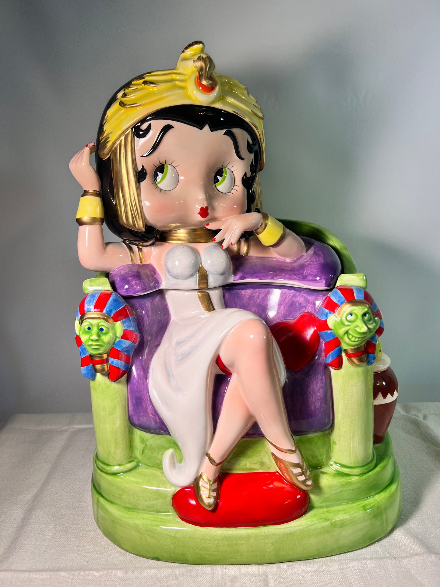 Betty Boop- Cleobooptra- Limited edition-cookie jar-#786\1000- Starz 069