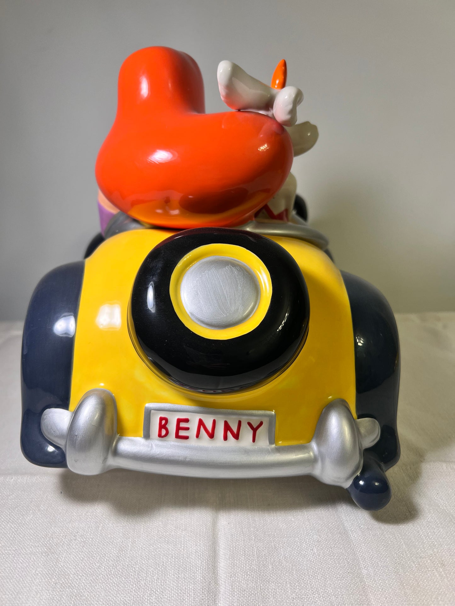 Jessica Rabbit & Rodger Rabbit in Taxi- Cookie Jar-Disney- Limited Edition of 350