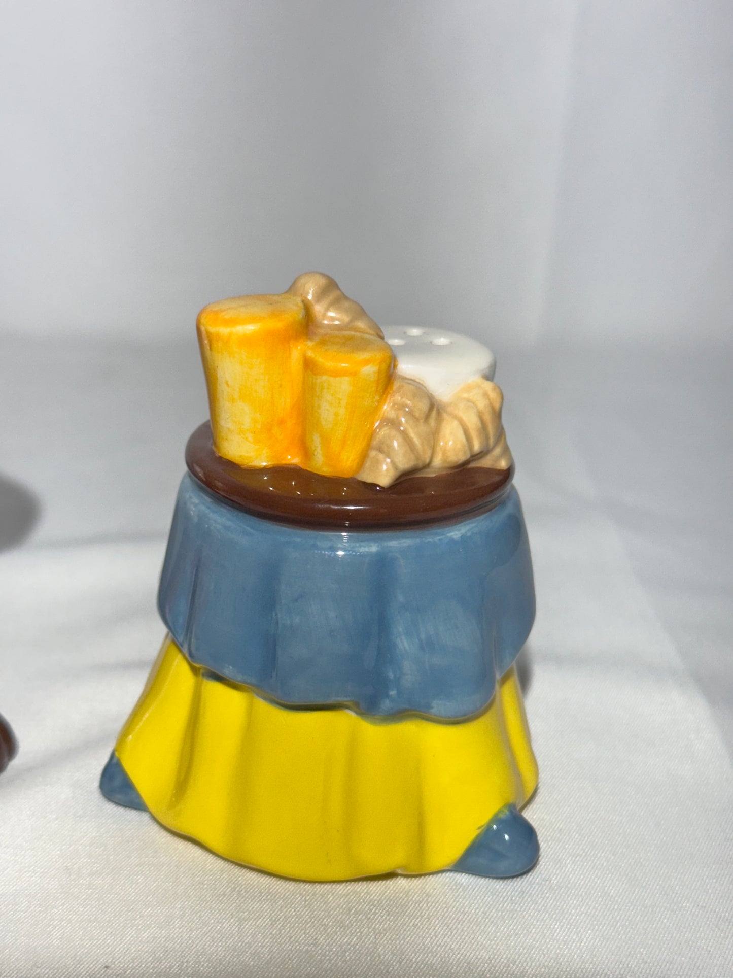Looney Tunes Taz Salt & Pepper Shakers – Warner Bros. Tropical Diffusion – Vintage Collectible