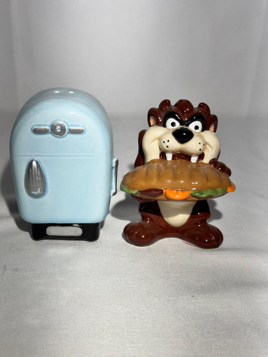 Taz & Retro Blue Refrigerator - Salt & Pepper Shakers – 1992 – Original Stoppers