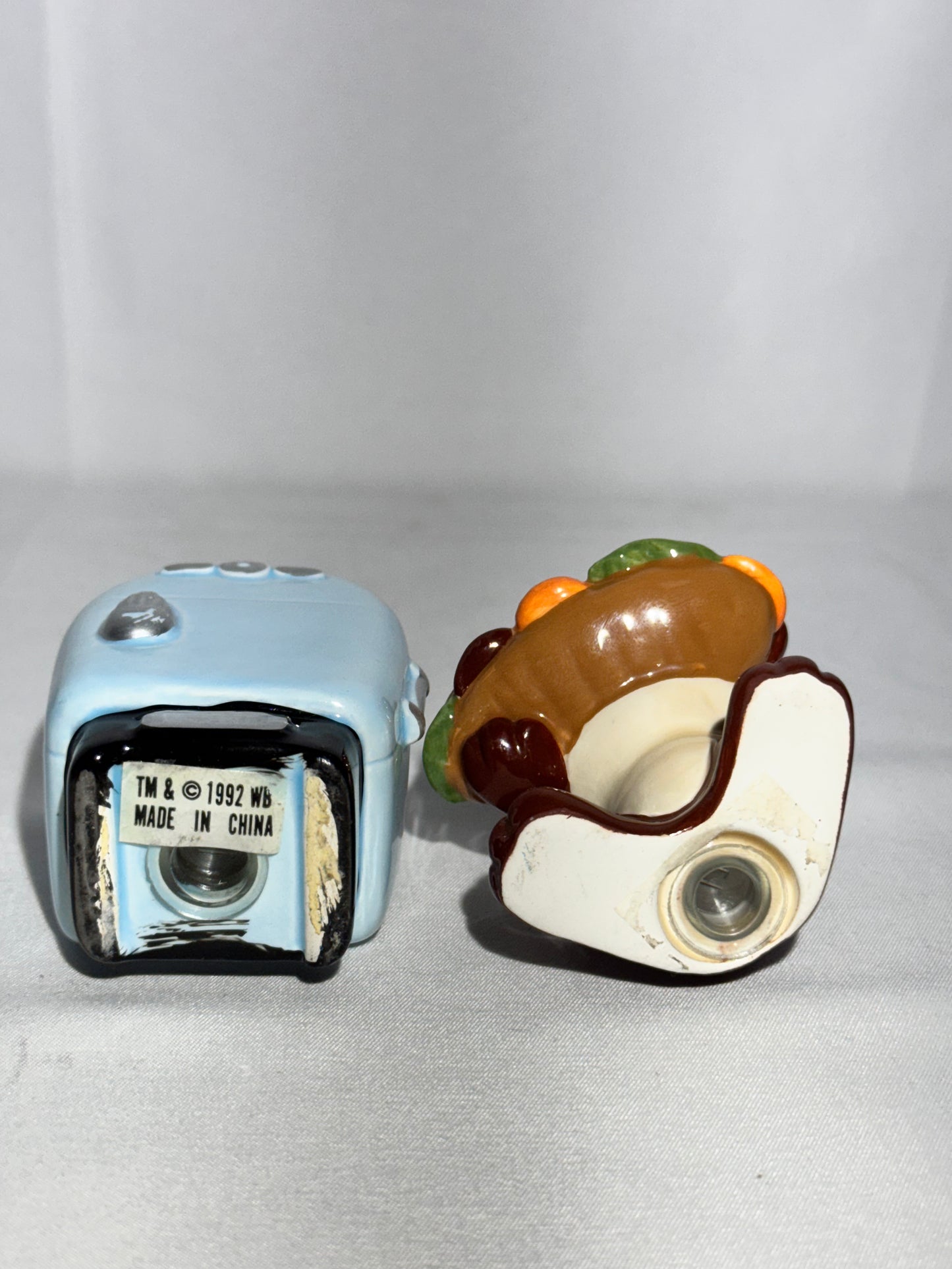 Taz & Retro Blue Refrigerator - Salt & Pepper Shakers – 1992 – Original Stoppers