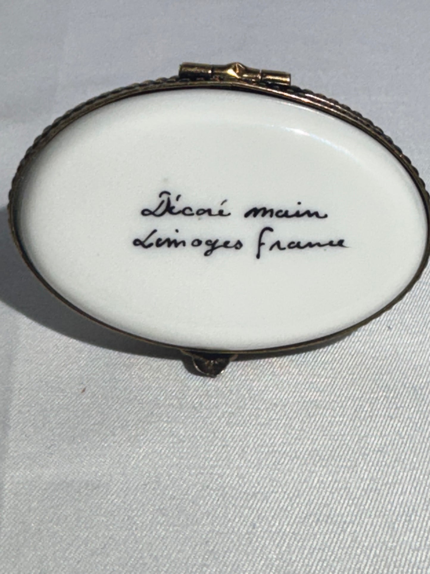 Limoges France Hand-Painted Porcelain Trinket Box – Pheasant Design, Translucent