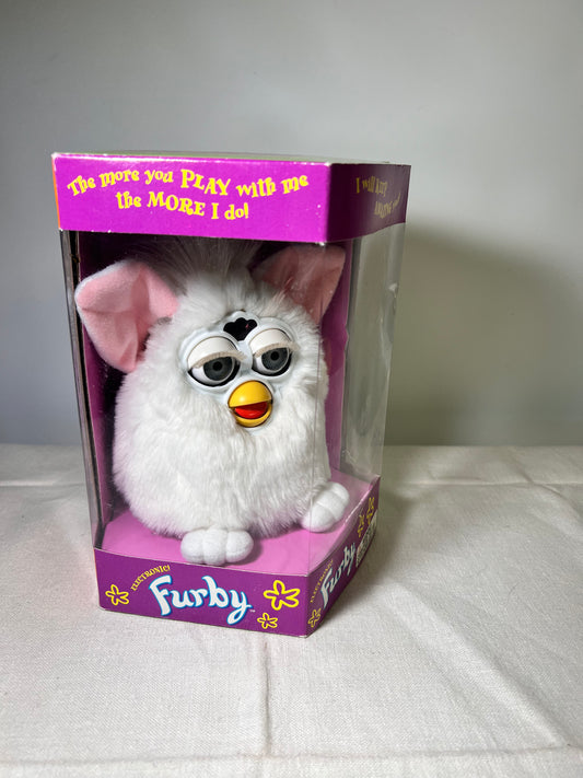 Furby-Tiger Electronic- White with Gray Eyes -1998- Model 70-800