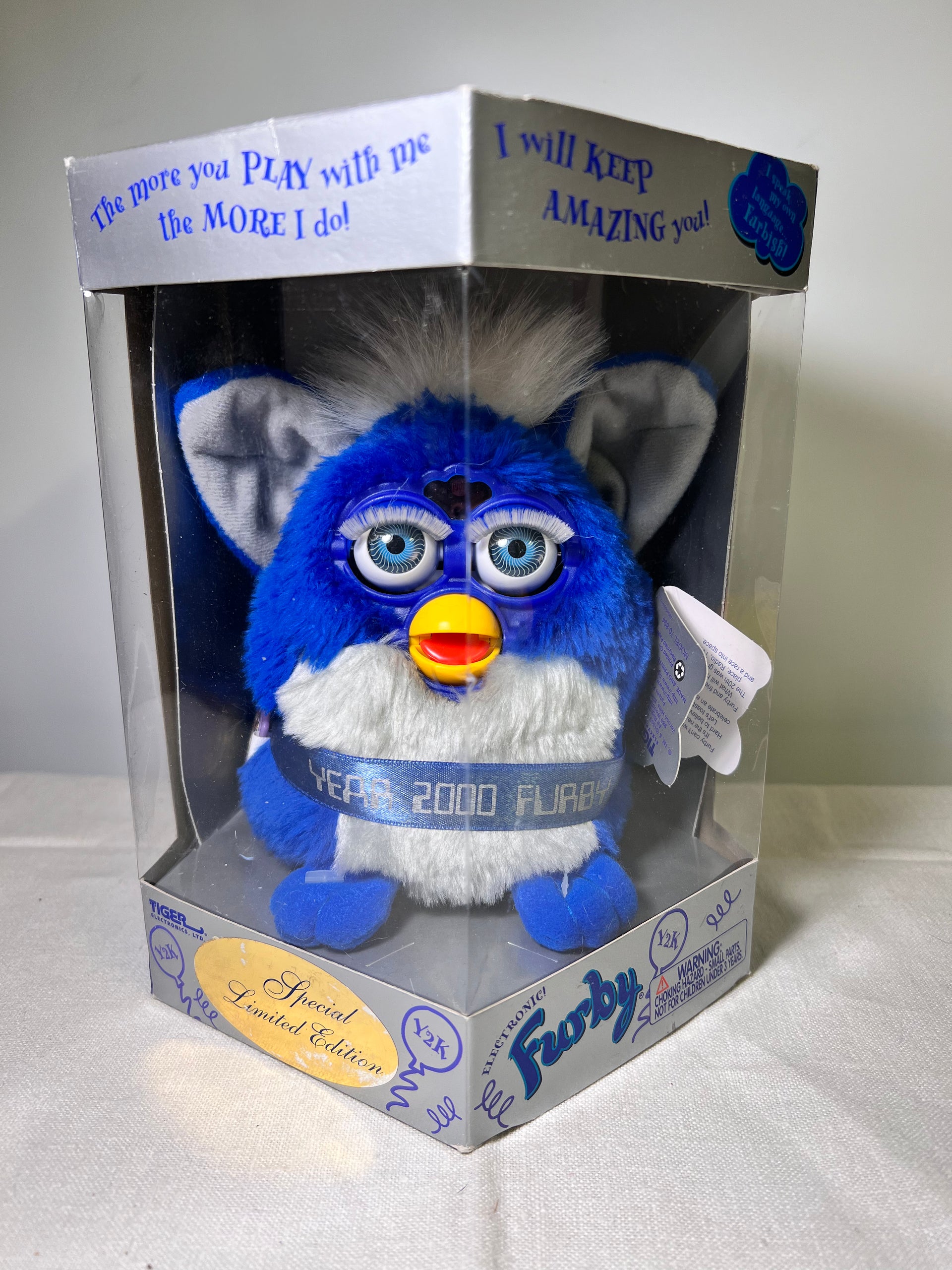 Furby- Tiger Electronics-Y2K-Special Edition-1999-Blue with Blue Eyes- –  Timeless Treasures Hub