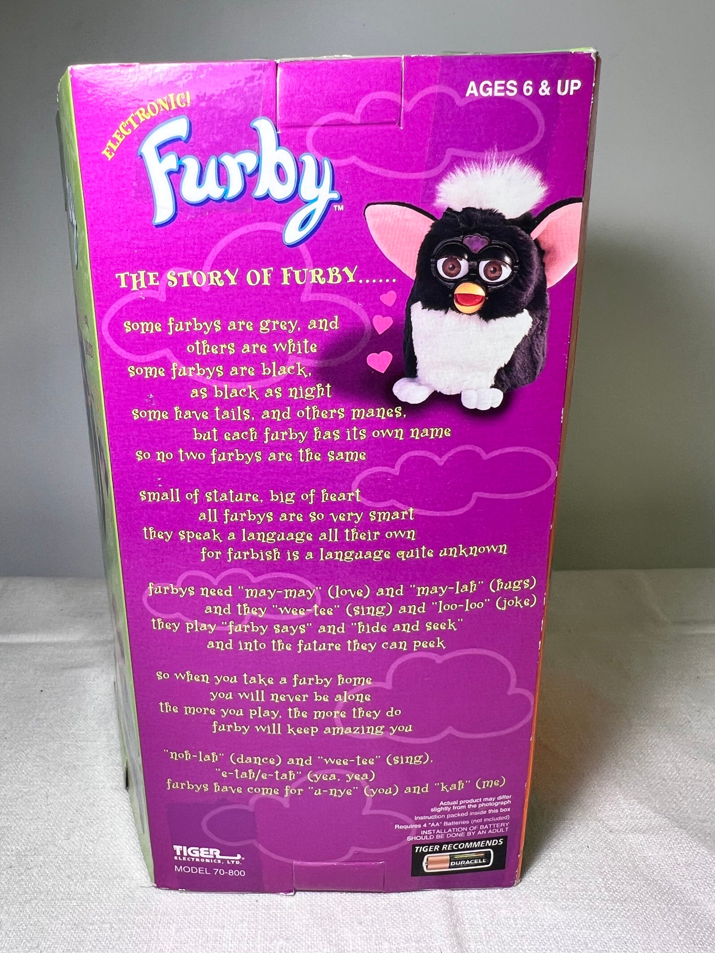 Furby-Tiger Electronics- Gray Spotted, Pink belly and blue eyes- model 70-800-NIB-1998