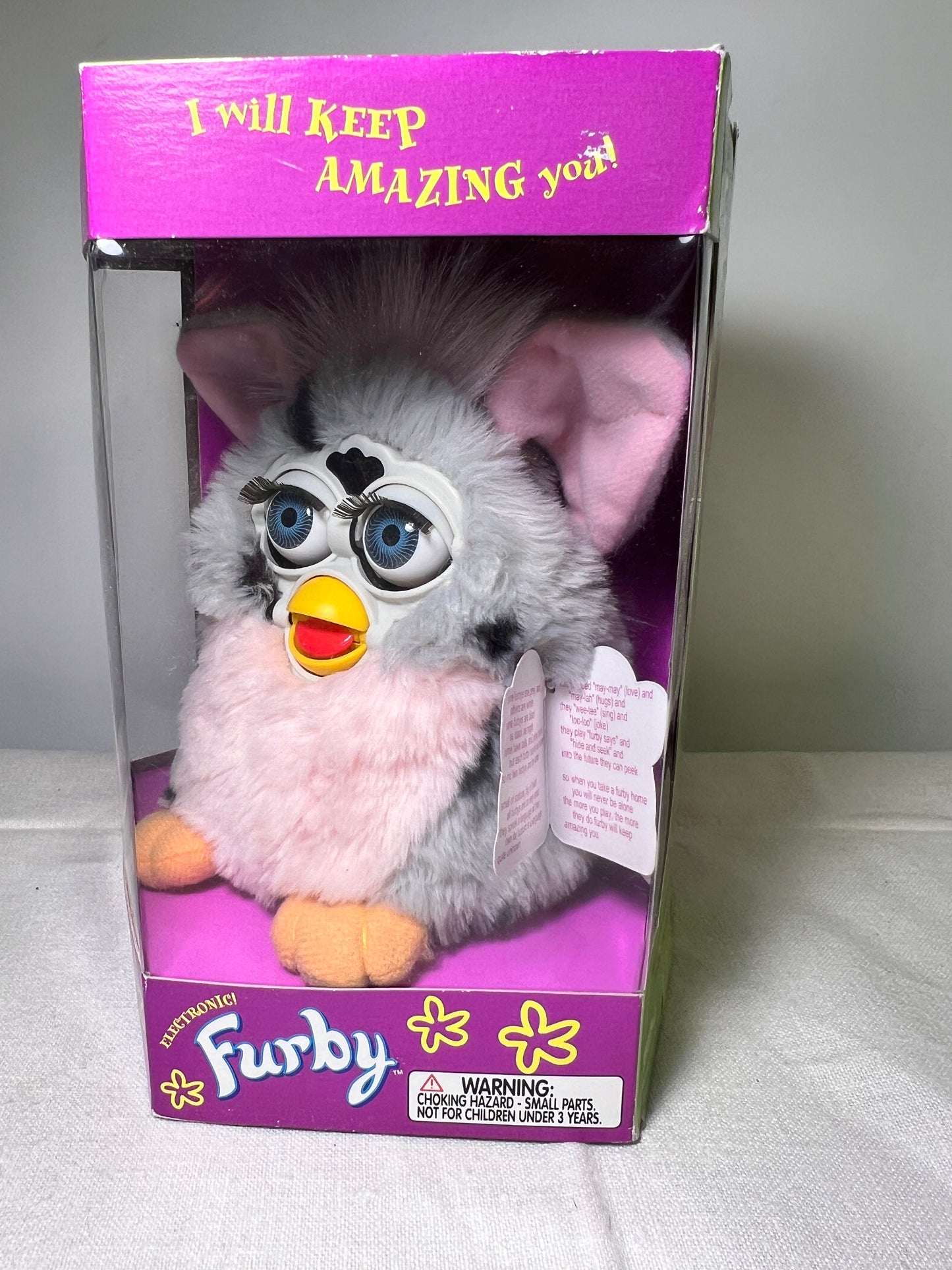 Furby-Tiger Electronics- Gray Spotted, Pink belly and blue eyes- model 70-800-NIB-1998