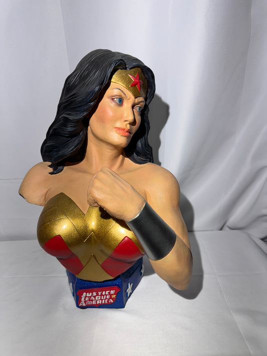 Wonder Woman- Alex Ross Inspired Wonder Woman Bust – 1:2 Scale – Limited Edition #3 of 25