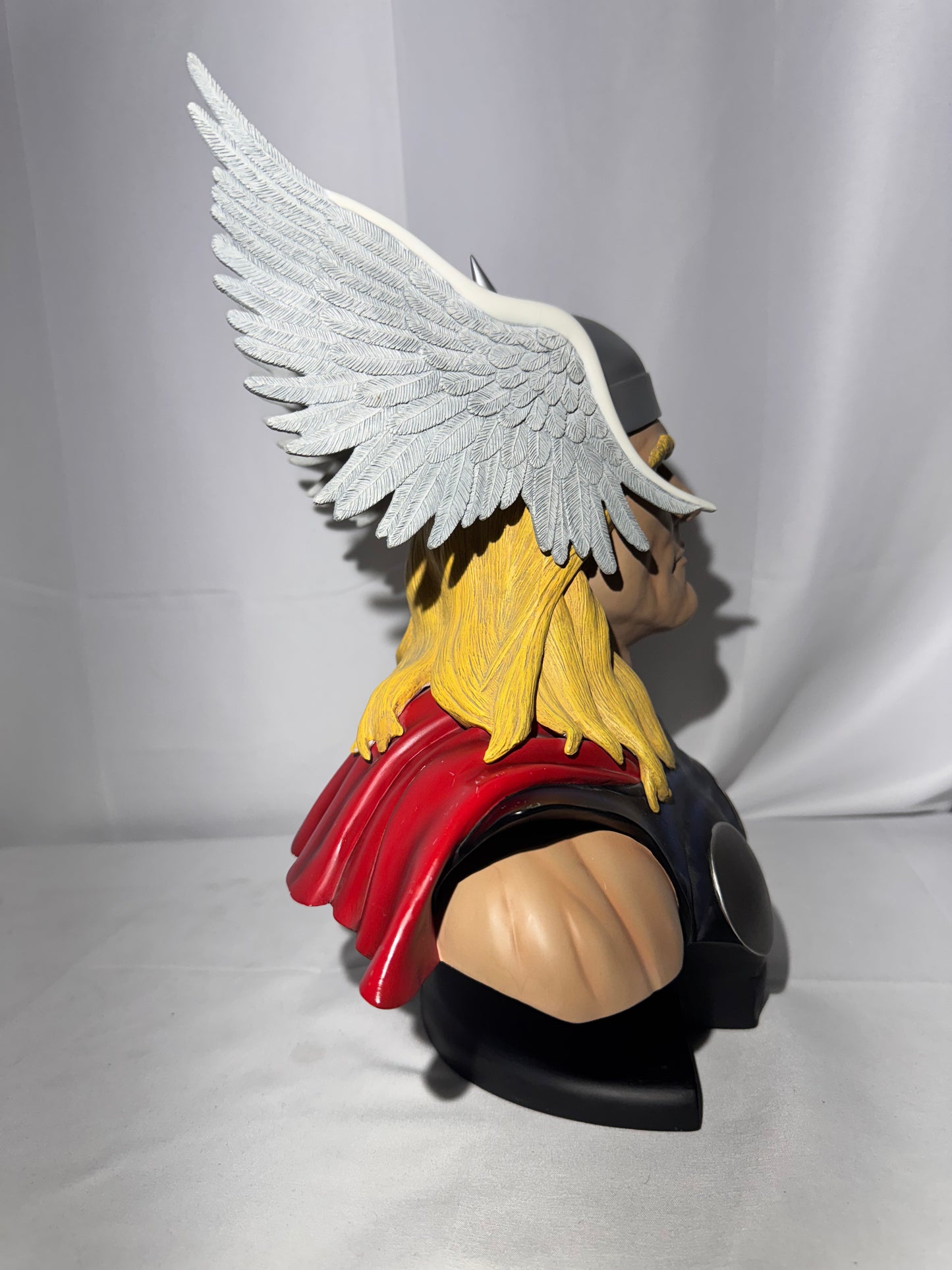 Thor - Legendary Scale Bust - Sideshow- Marvel-#153/500