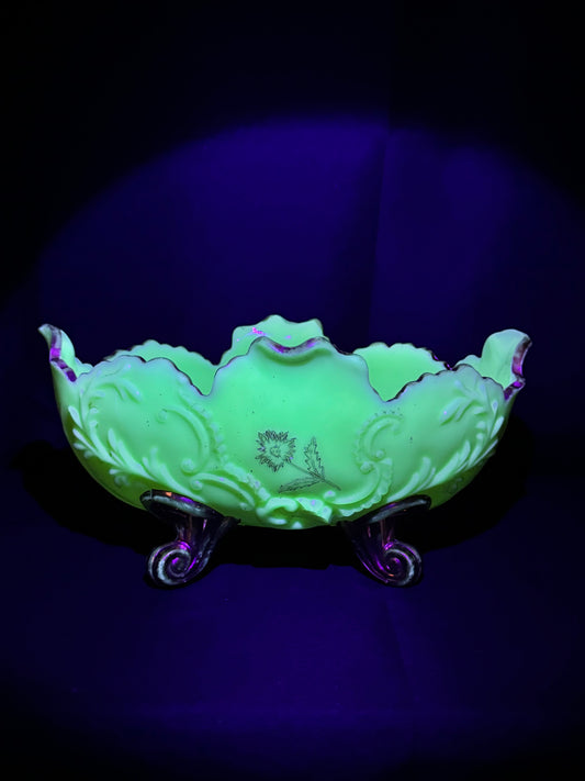 Antique Northwood Louis XV Custard Glass Master Berry Bowl – Uranium, 1898