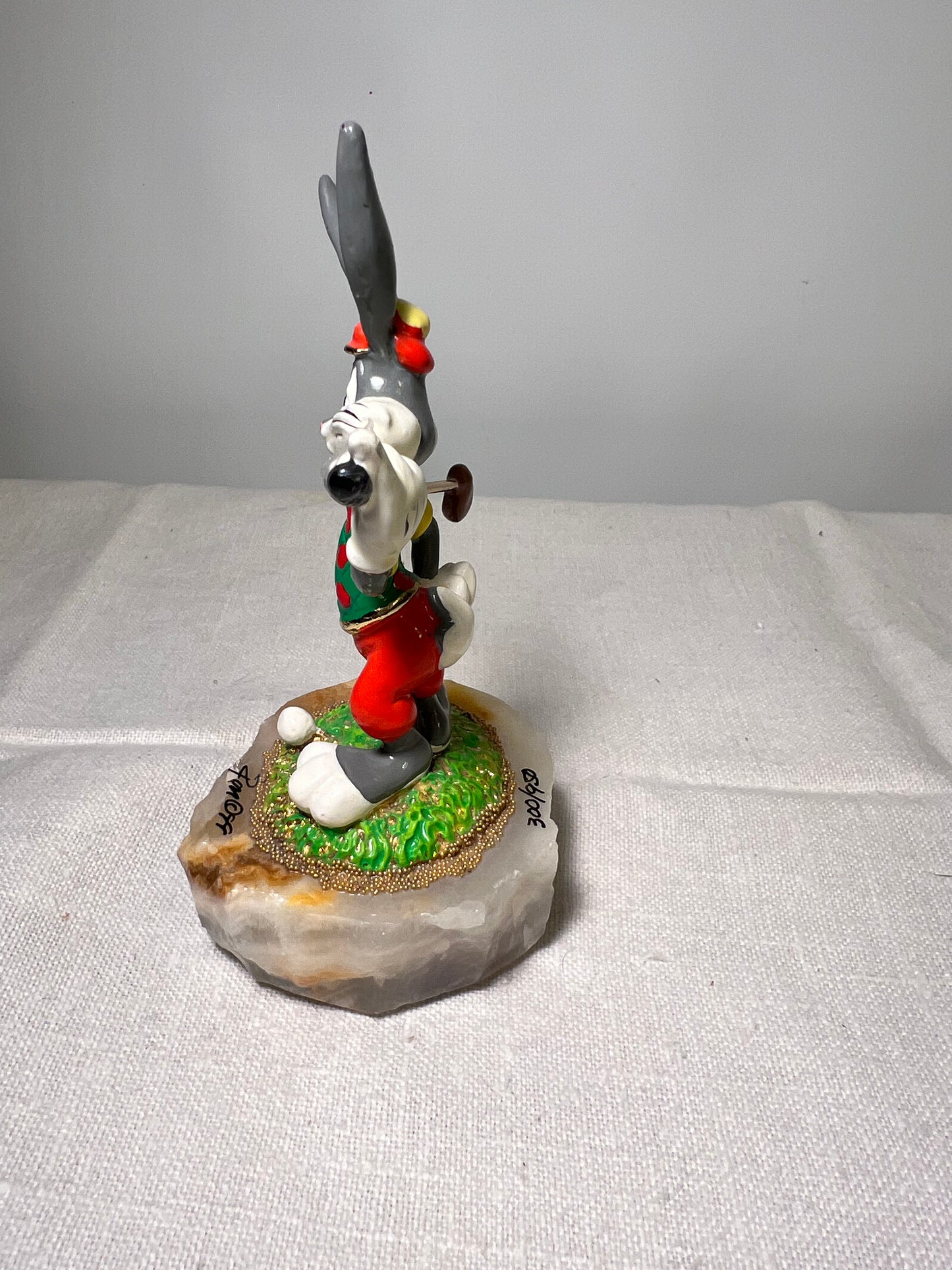 Ron Lee- Bugs Bunny- 5” statue- Golfing- signed and numbered 300/950 - stone base- 1999-Looney Tunes- Warner Brothers