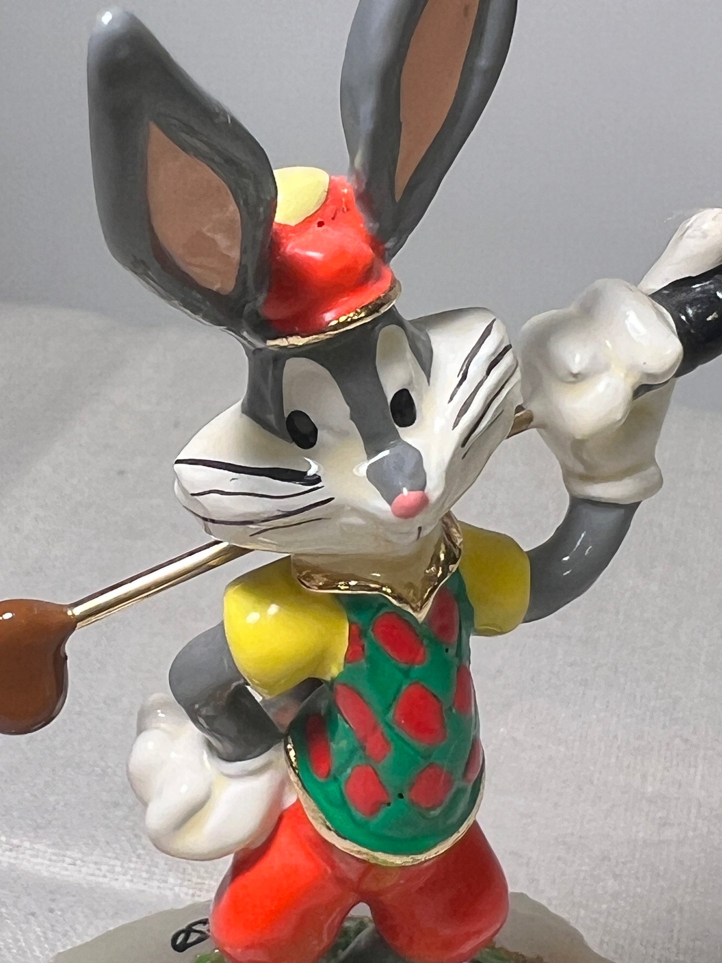 Ron Lee- Bugs Bunny- 5” statue- Golfing- signed and numbered 300/950 - stone base- 1999-Looney Tunes- Warner Brothers