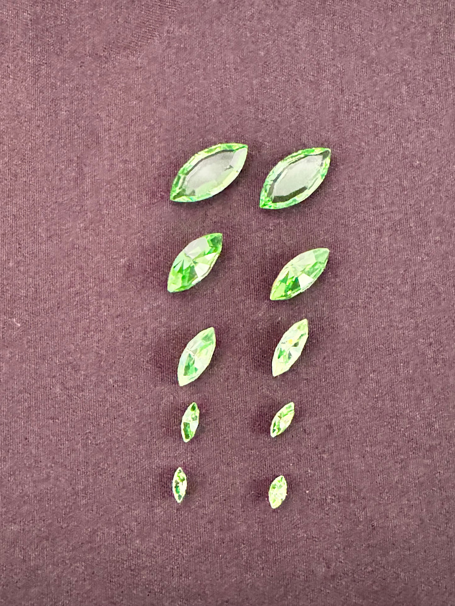 Uranium Gemstones - 10 pieces- Navette - green - some have foiled backs - each piece is unique and has its own characteristics some may have imperfections.