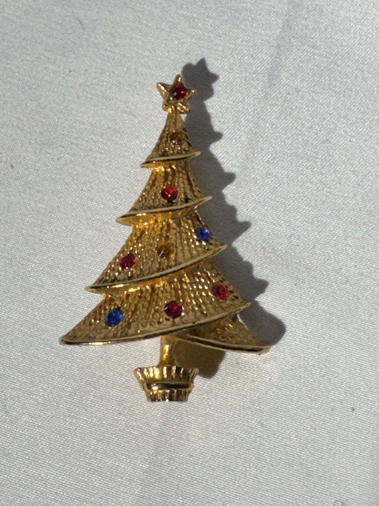 Vintage Christmas Tree Brooch – Festive Holiday Jewelry-multicolor