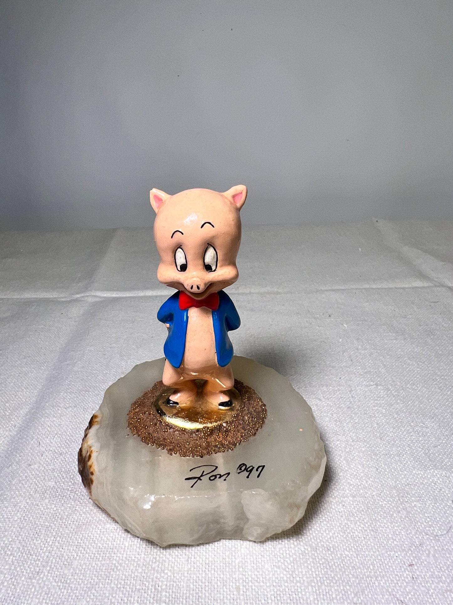 Ron Lee- Porky Pig- 4” statue- 1997- signed and numbered 82/1500- Looney Tunes- Warner Brothers- stone base