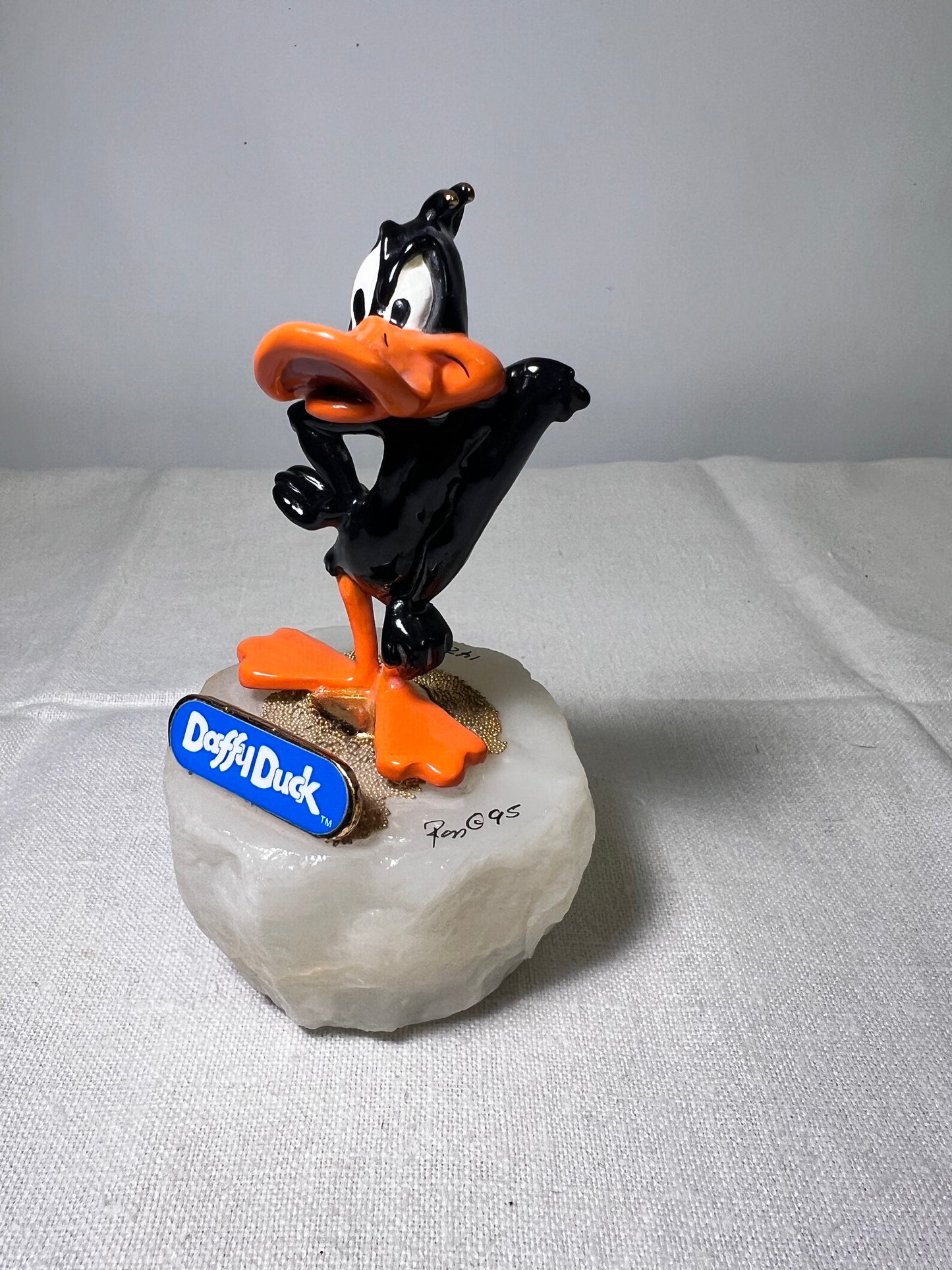 Ron Lee- Daffy Duck- 5” statue-1992 signed and numbered 1228/2750- Looney Tunes- Warner Brothers- stone base