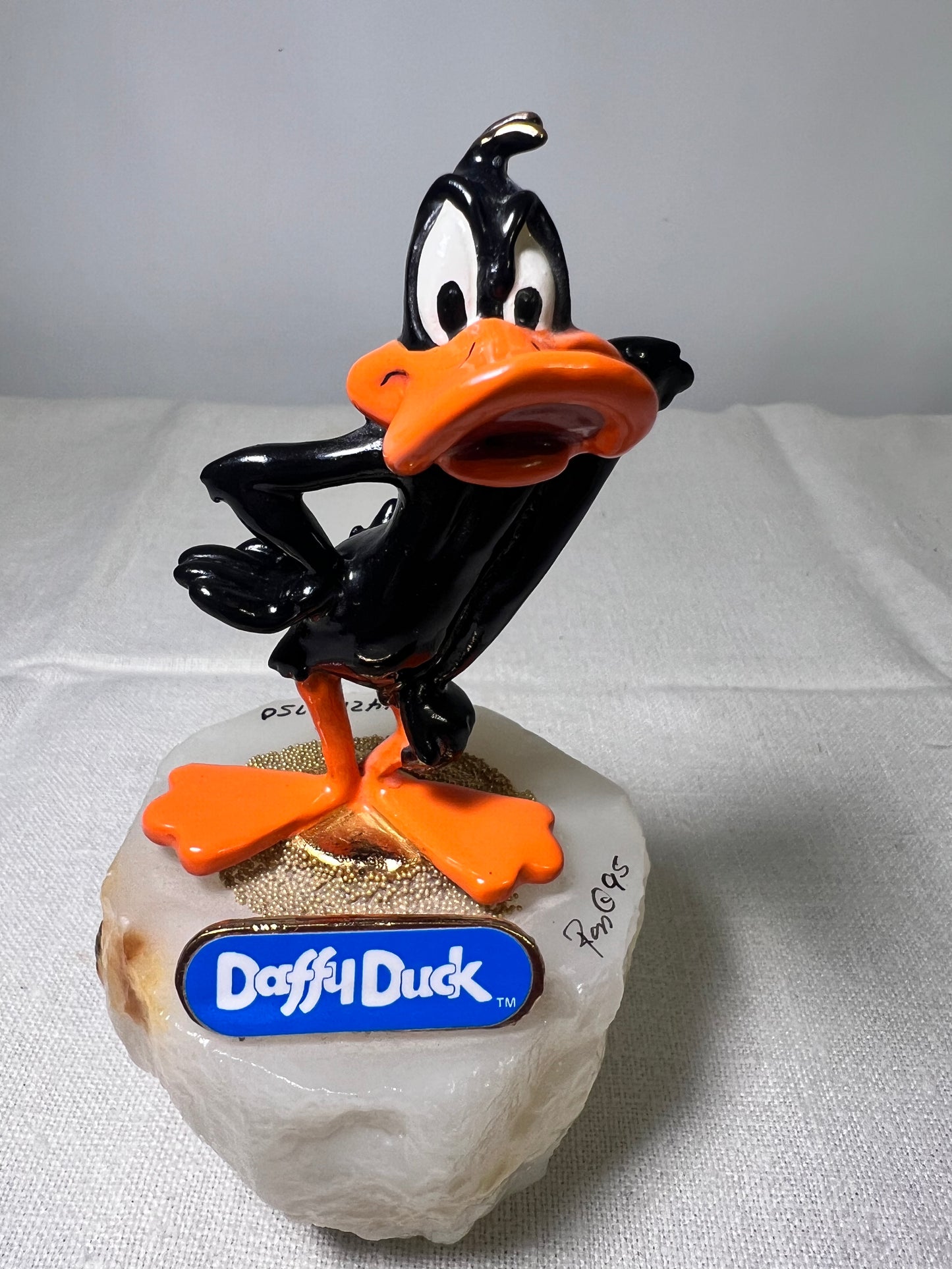 Ron Lee- Daffy Duck- 5” statue-1992 signed and numbered 1228/2750- Looney Tunes- Warner Brothers- stone base