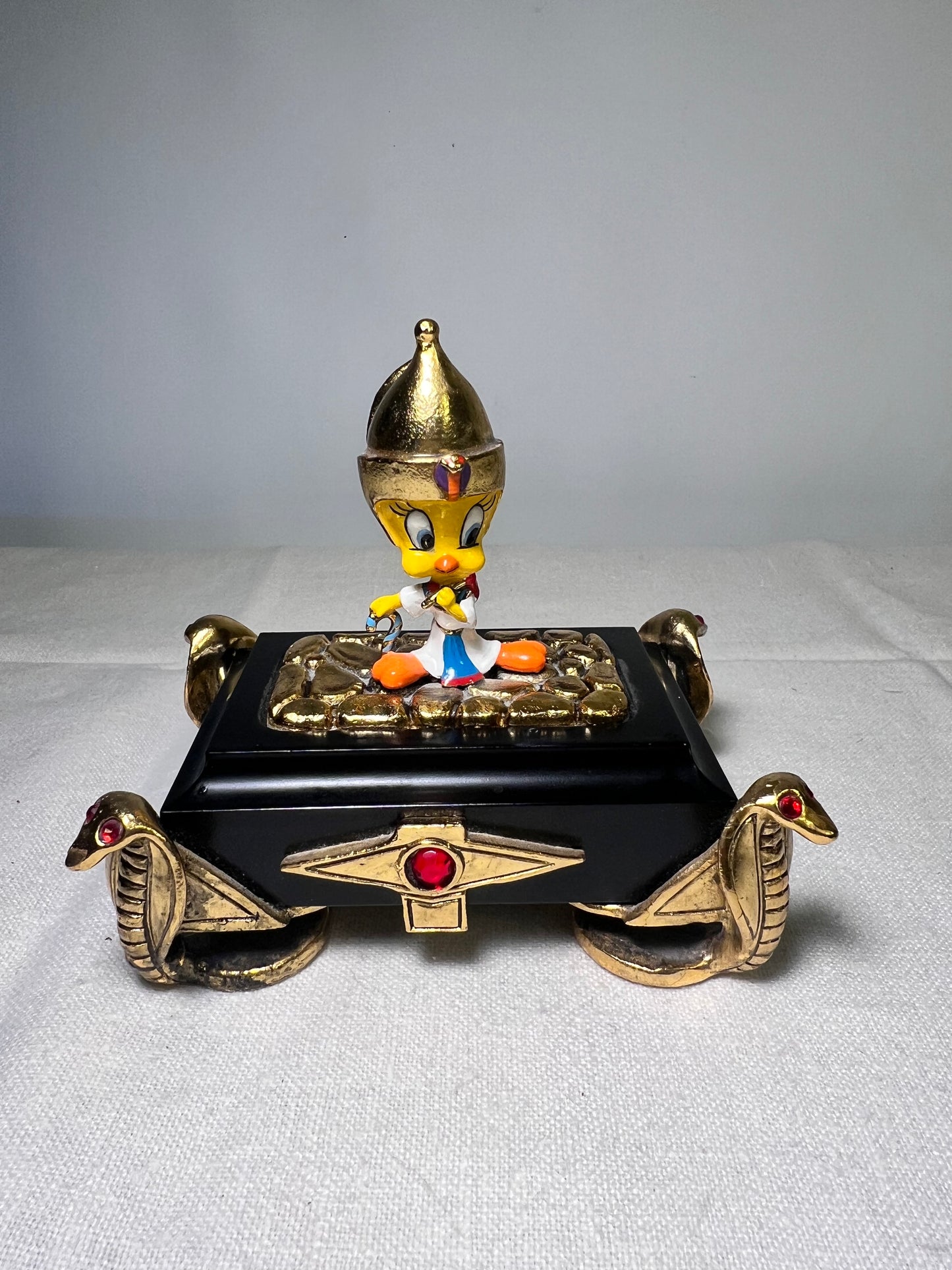 Ron Lee- Tweety Bird - 1994 - 4” statue - Egyptian Pharaoh- signed and numbered 122\500- Looney tunes-Warner Brothers