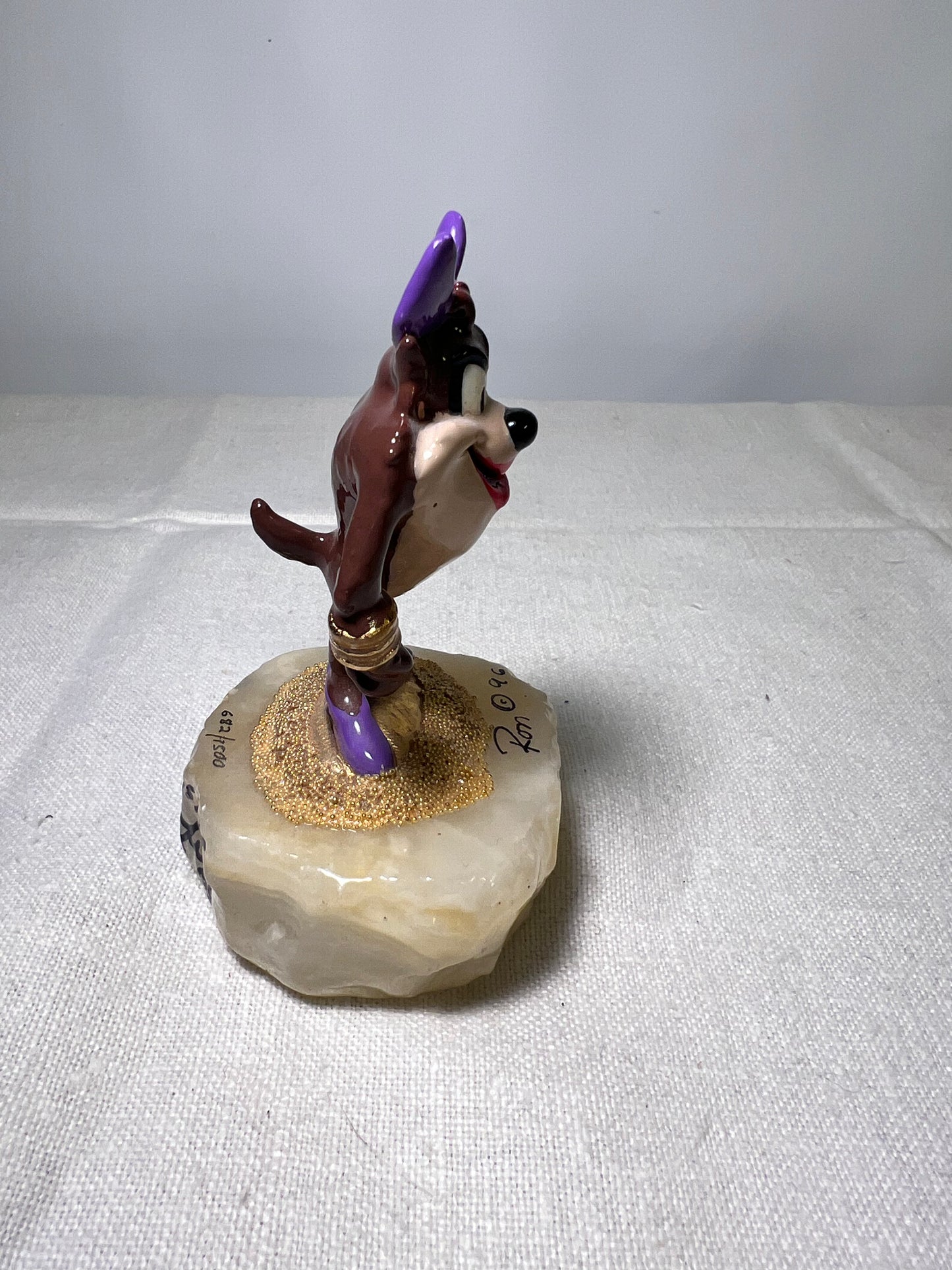 Ron Lee- She Devil-1996-4.5” statue -signed and numbered 682/1500- Looney Tunes- Warner Brothers- stone base