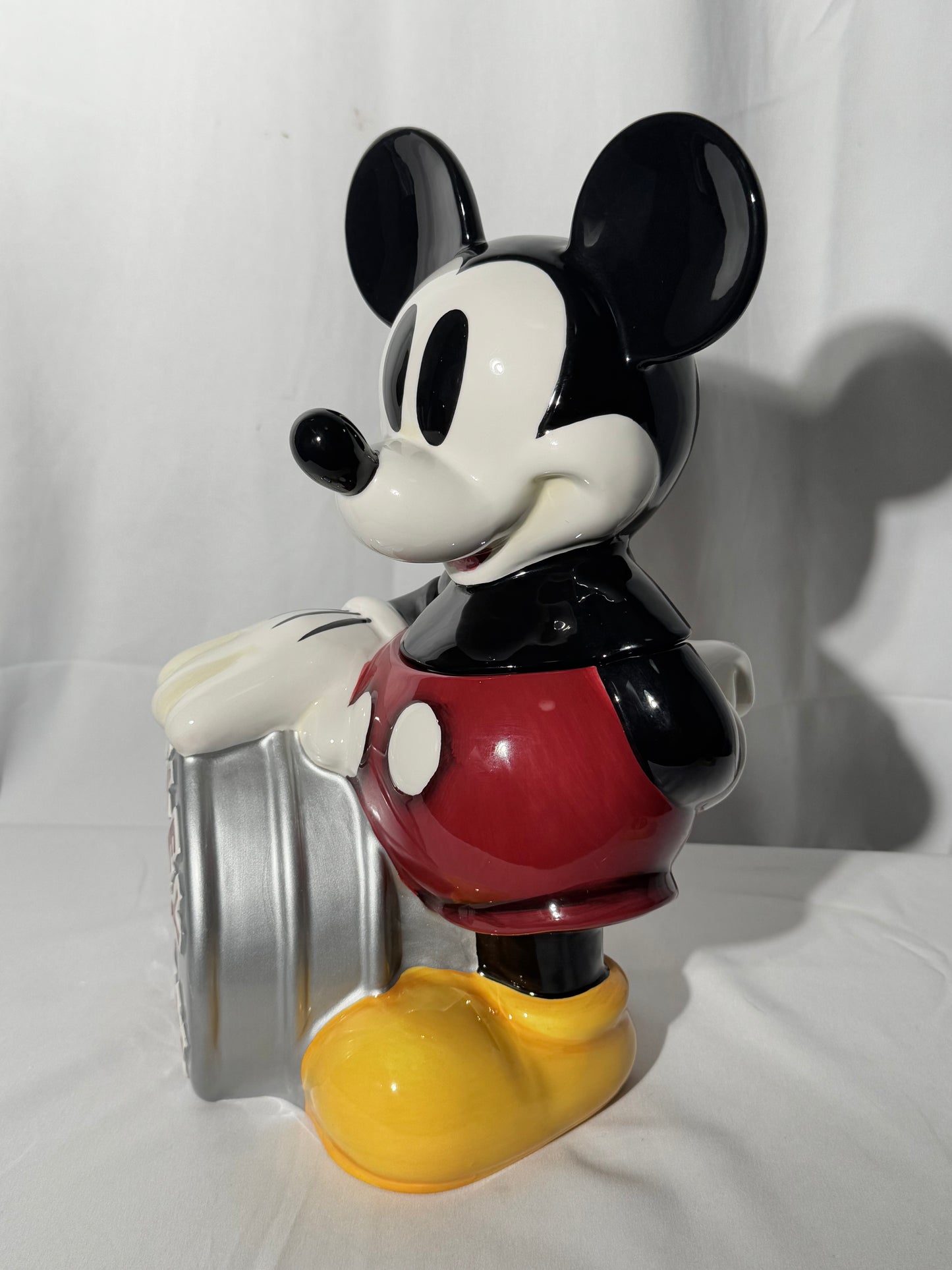 Mickey Mouse- 13” Cookie jar - Disney - Disney direct Overland Park