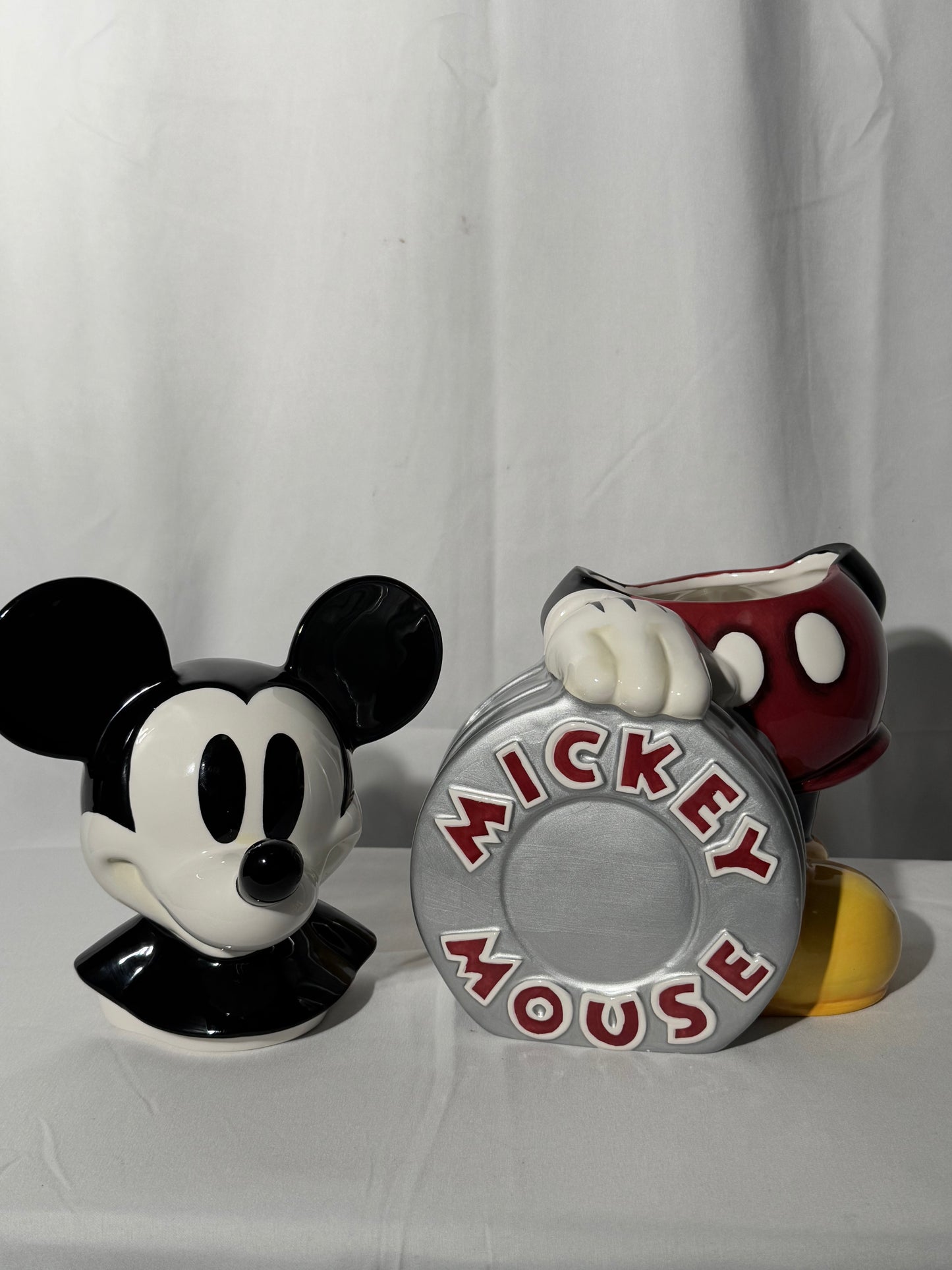 Mickey Mouse- 13” Cookie jar - Disney - Disney direct Overland Park