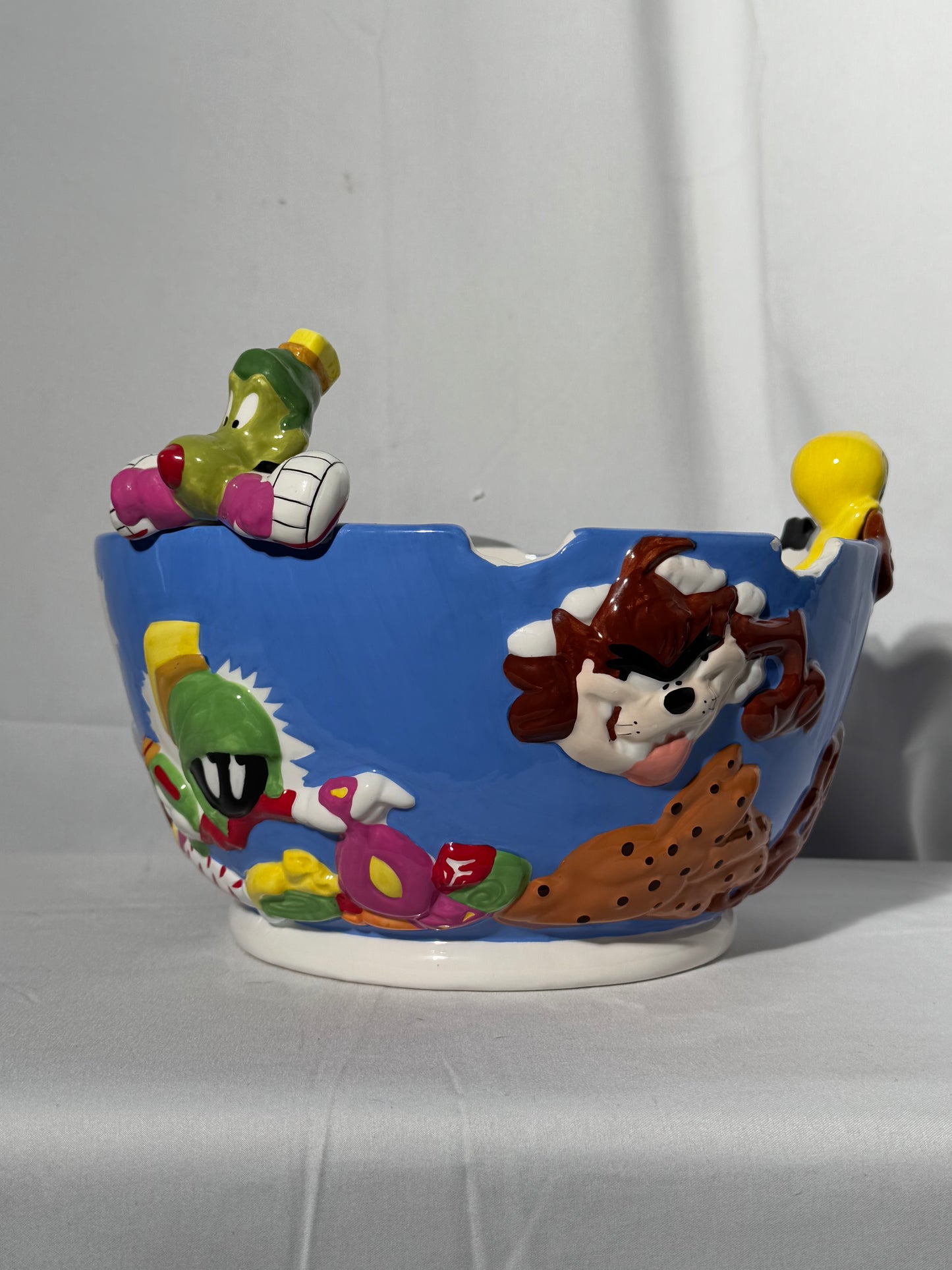 Looney Tunes snack bowl - Warner Brothers- 1999