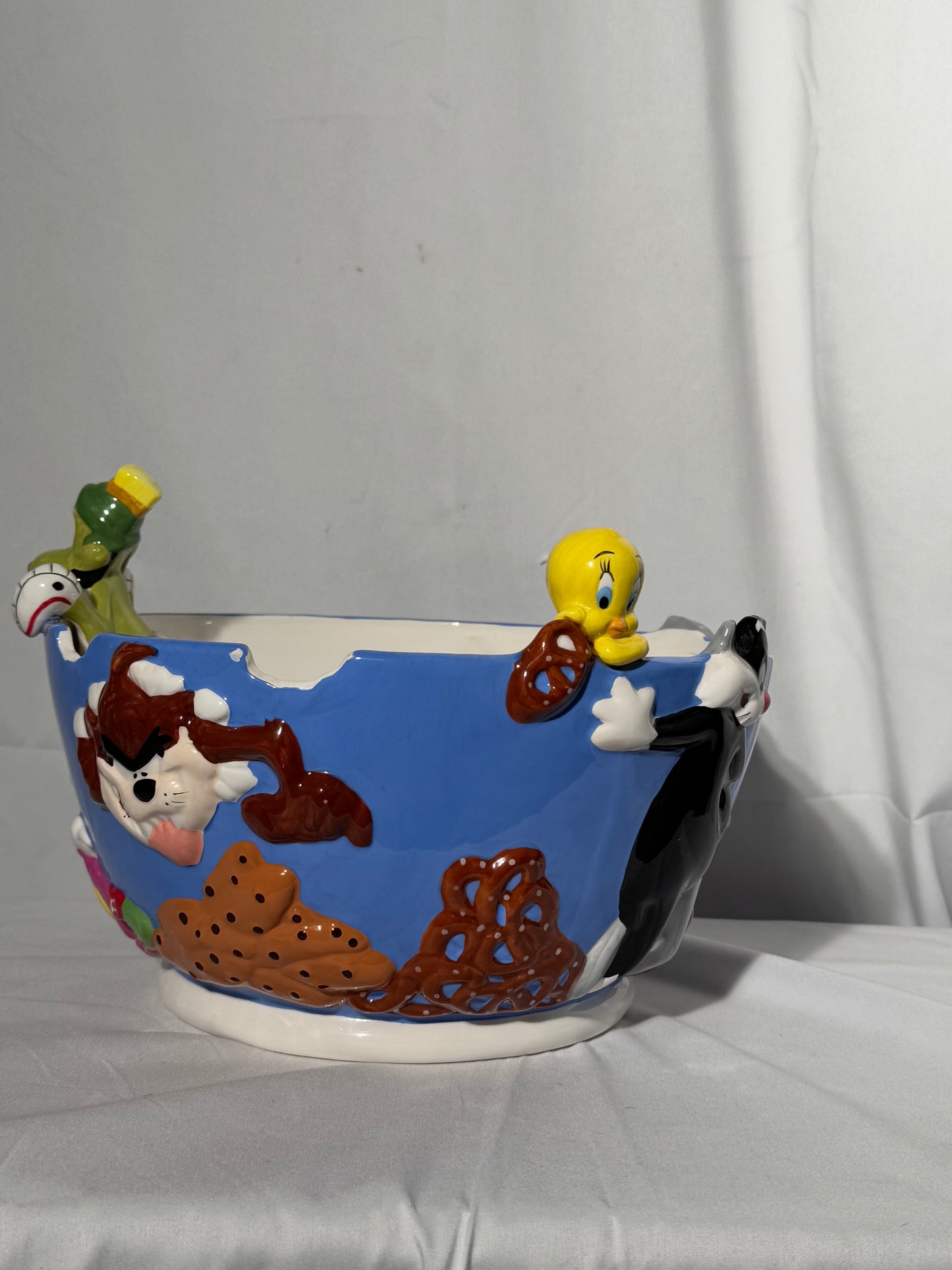 Looney Tunes snack bowl - Warner Brothers- 1999