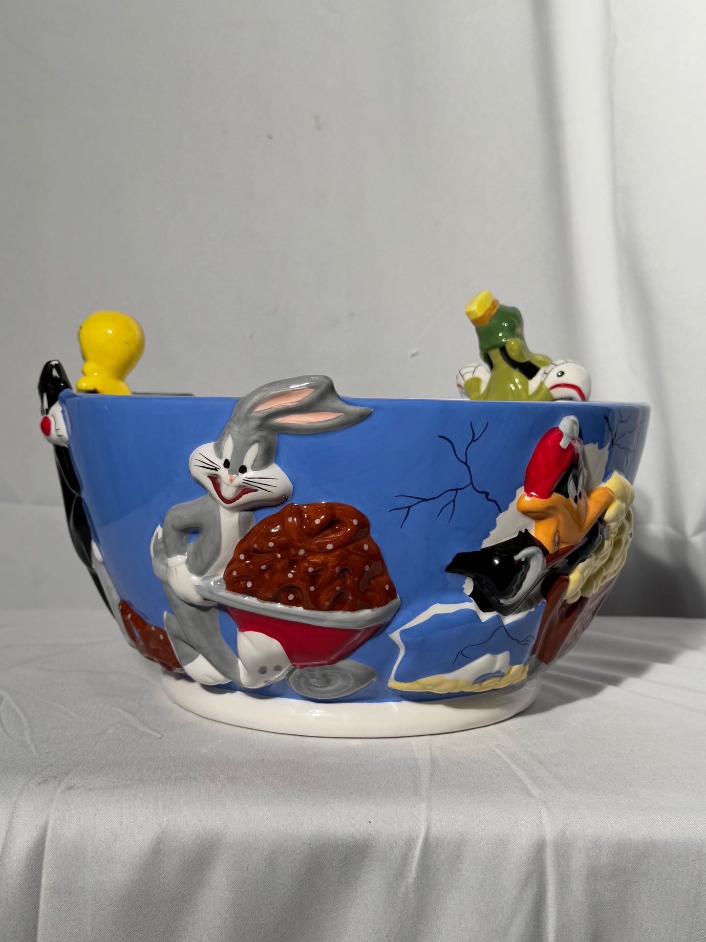 Looney Tunes snack bowl - Warner Brothers- 1999