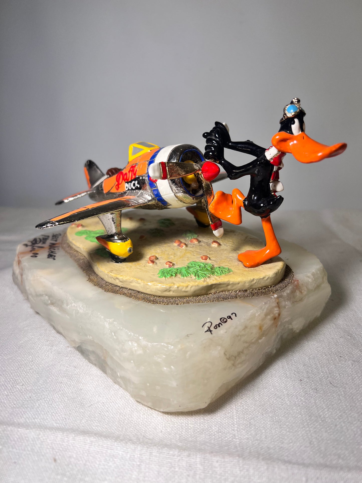 Ron Lee- Daffy Duck - The Baron -air Plane- signed and numbered 459/750- 1997 - Looney Tunes-Warner Brothers- stone base- 5” statue