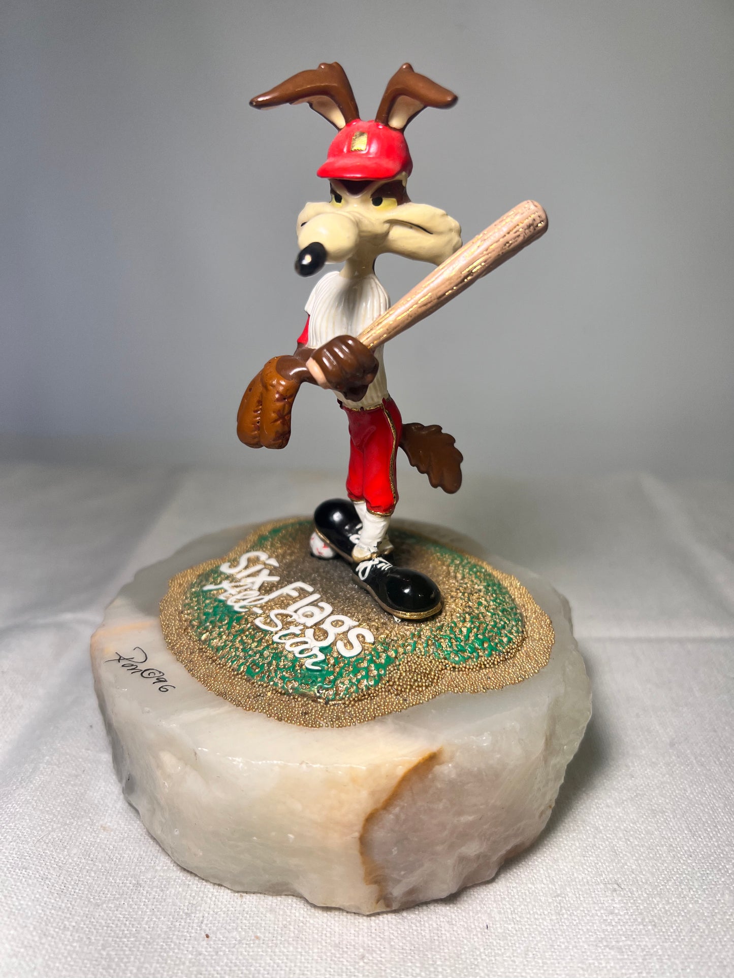 Ron Lee - Wile E Coyote- Six Flags-6” statue- Baseball - signed and numbered 230\750- Looney Tunes-Warner Brothers- stone base