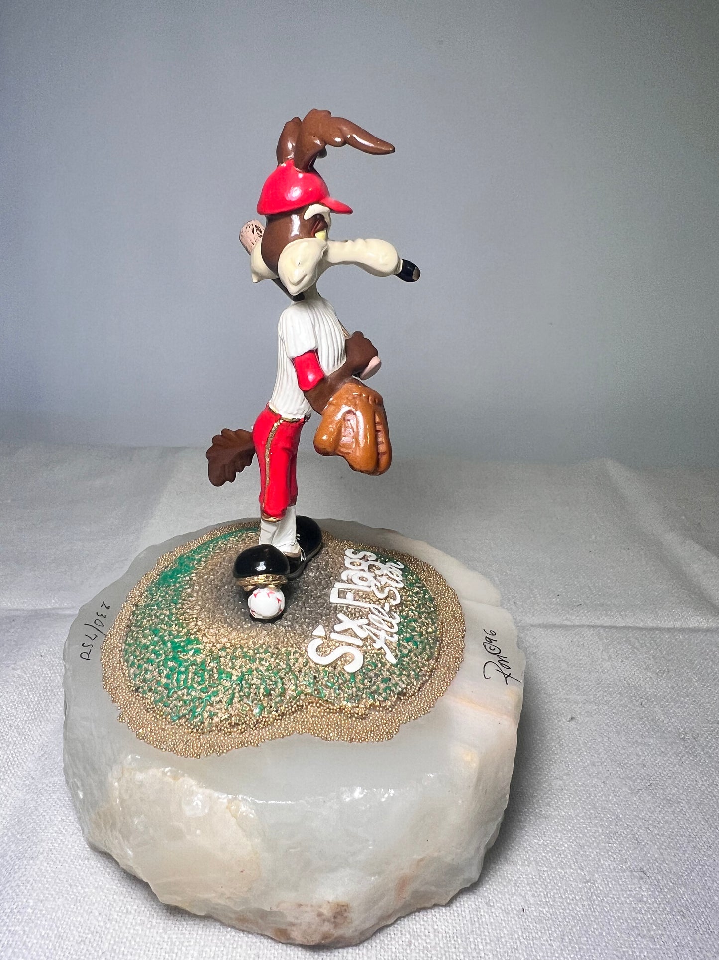 Ron Lee - Wile E Coyote- Six Flags-6” statue- Baseball - signed and numbered 230\750- Looney Tunes-Warner Brothers- stone base