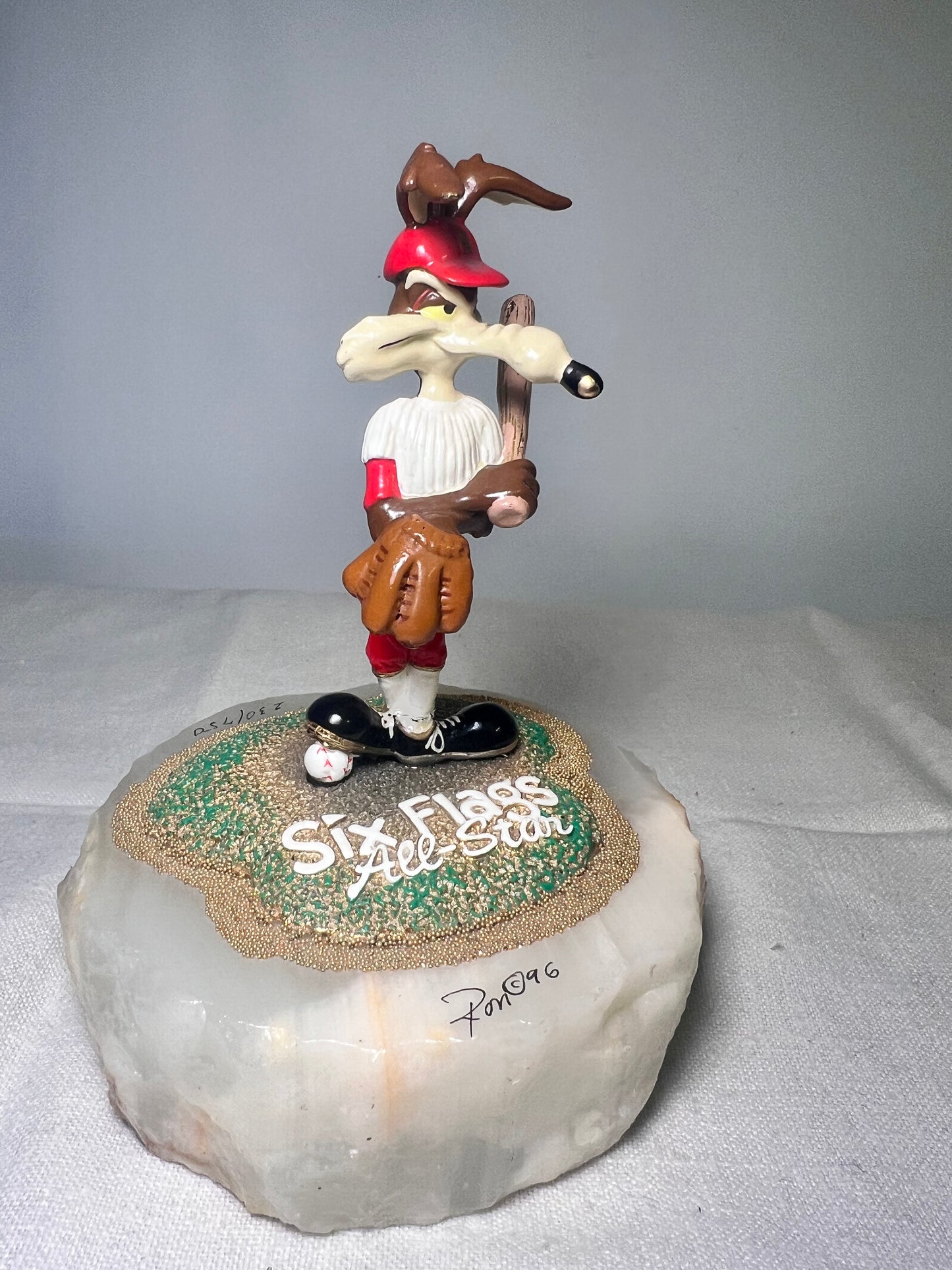 Ron Lee - Wile E Coyote- Six Flags-6” statue- Baseball - signed and numbered 230\750- Looney Tunes-Warner Brothers- stone base