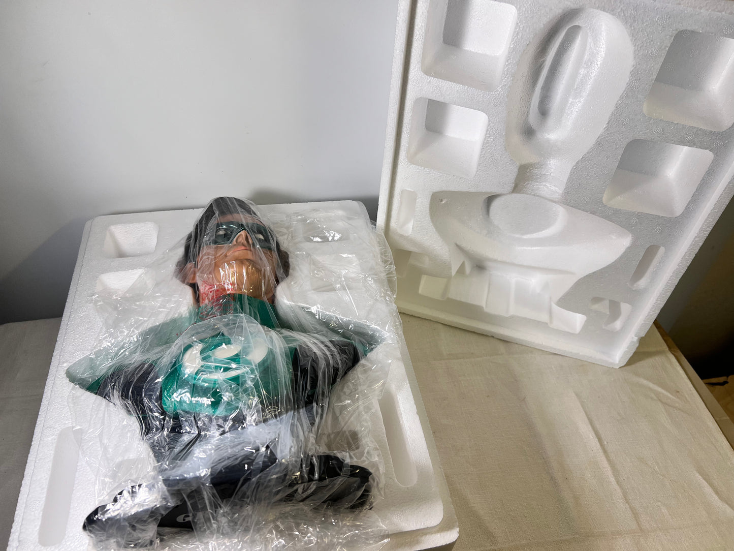 Green Lantern Bust - 13 1/2” - DC Comics - Hand Painted- Sculpted by Jordu Schell- 2010- Limited Edition 24/1000-original box