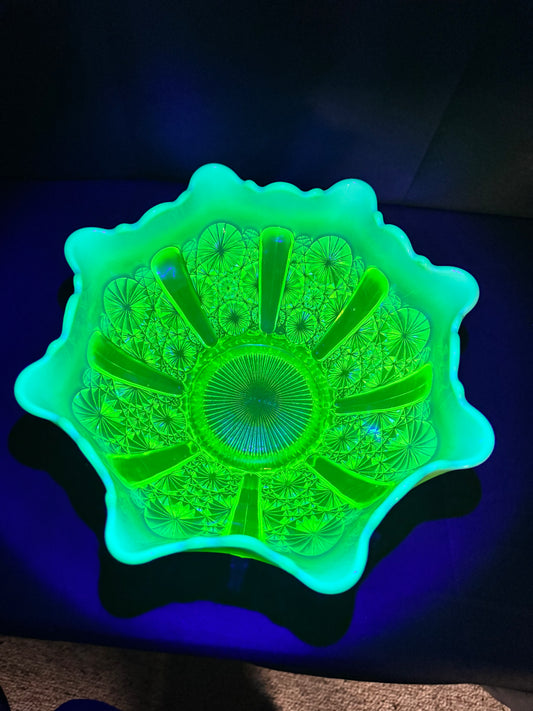 Antique Davidson Lady Chippendale Uranium Glass Bowl – Etched Number 176566 – Opalescent EAPG