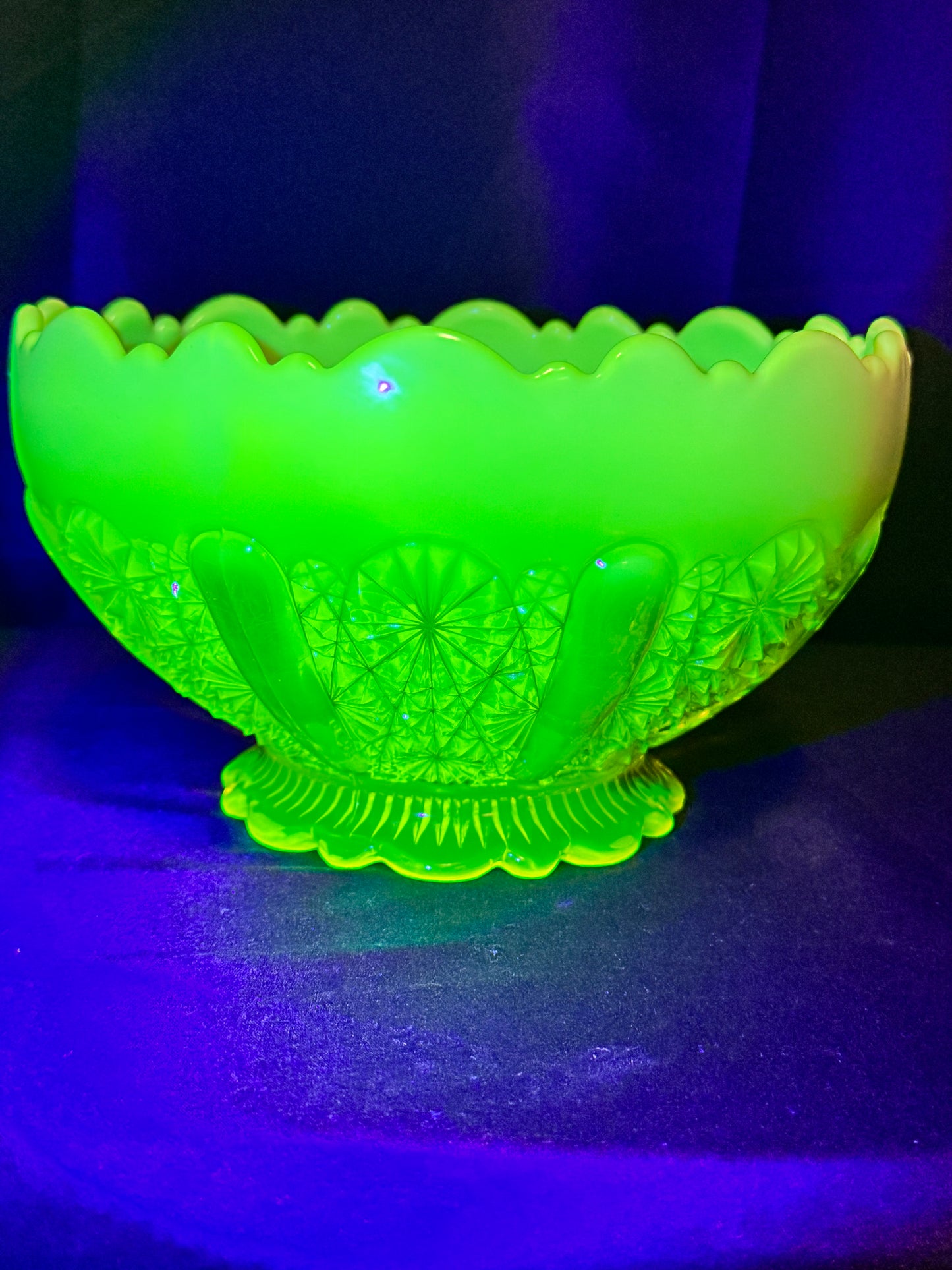 Uranium- Davidson Primrose - Lady Chippendale - Bowl - #176566