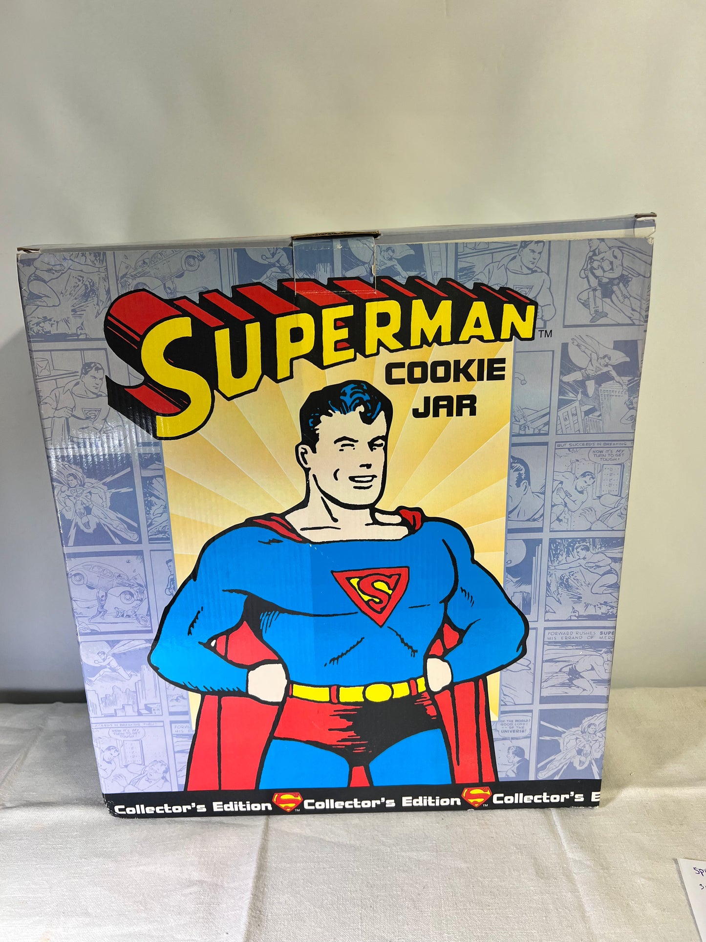 Super Man- 12” Cookie Jar- Clay Art #2601- DC Comic-1998