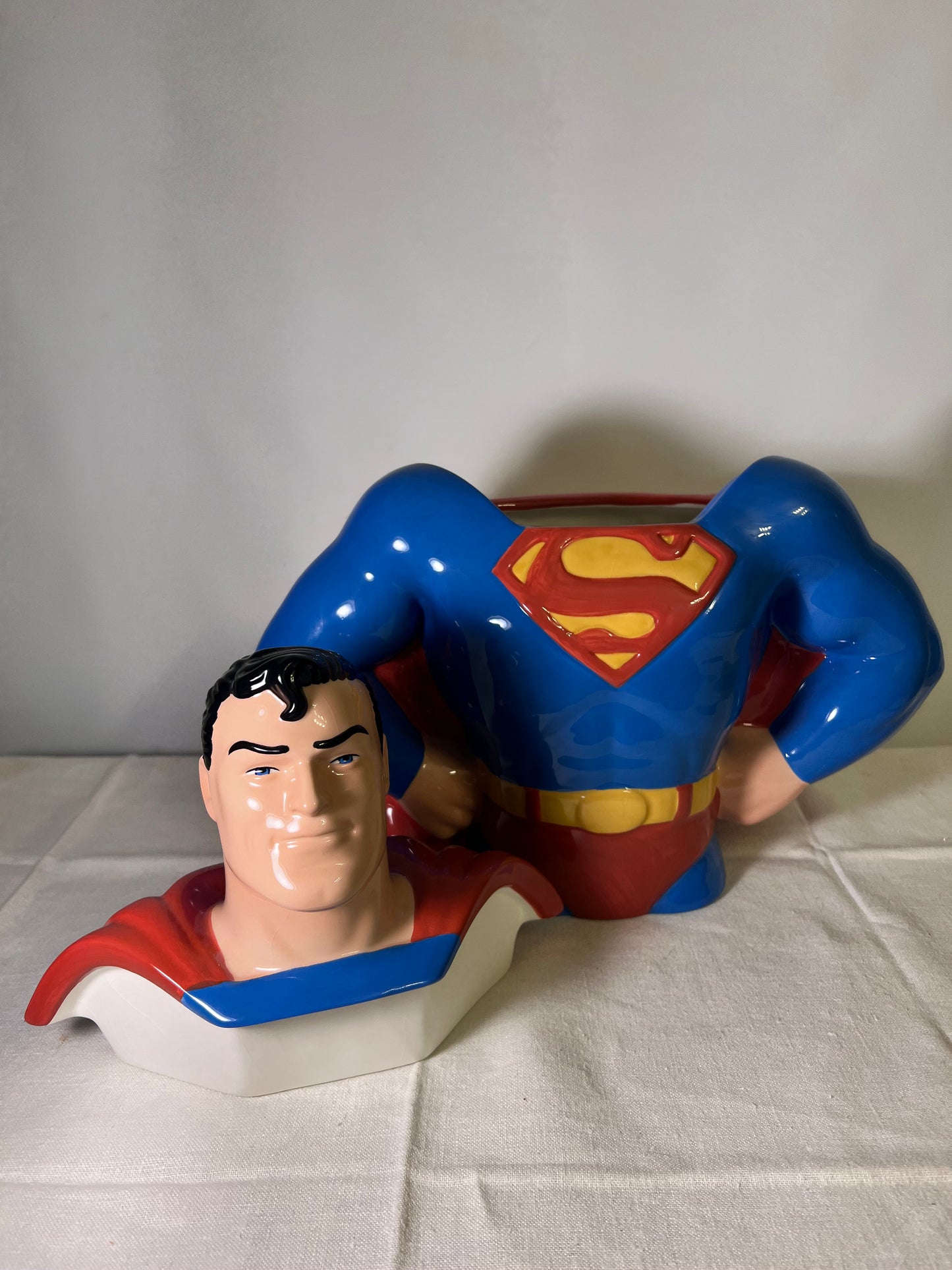 Super Man- 12” Cookie Jar- Clay Art #2601- DC Comic-1998