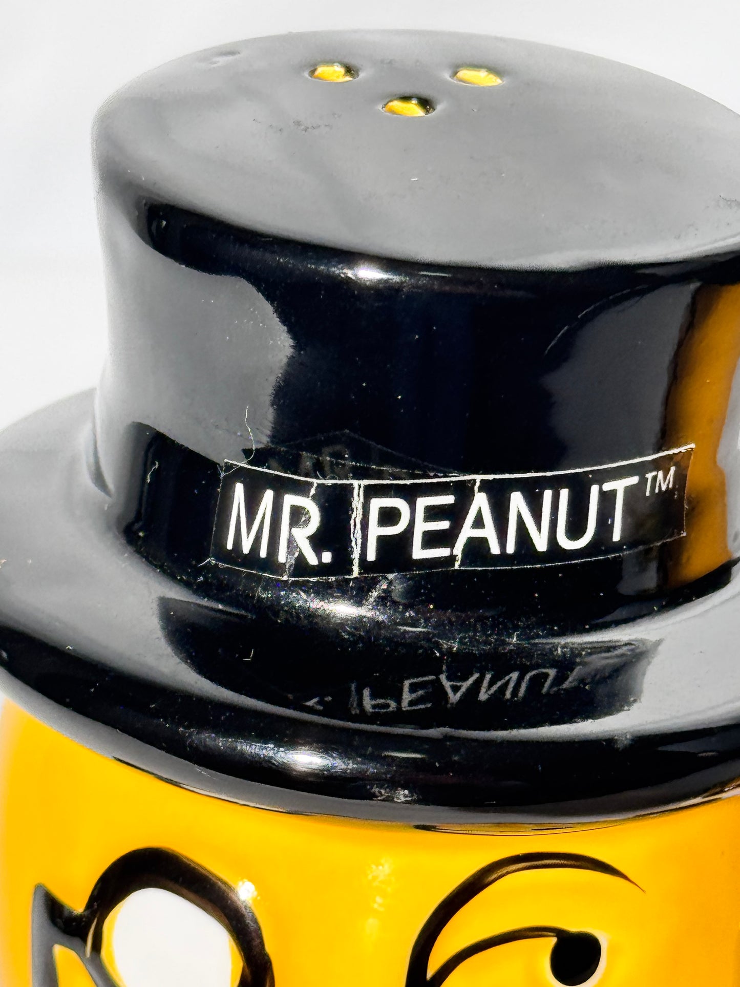 Mr. Peanut- Salt and Pepper shakers- 1990 - with stoppers