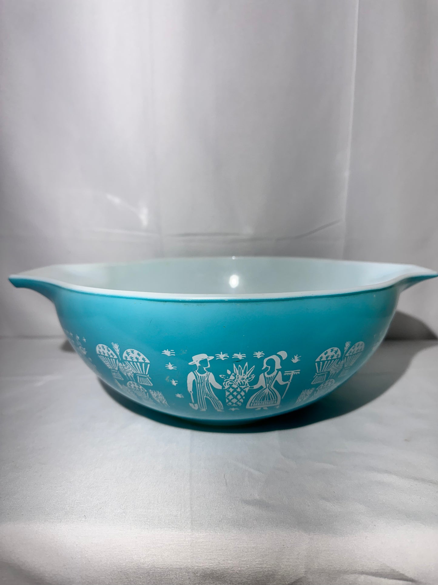 Vintage Pyrex Amish Butterprint Cinderella Mixing Bowl Set (4 Bowls) – Teal Blue & White Alternating Colors
