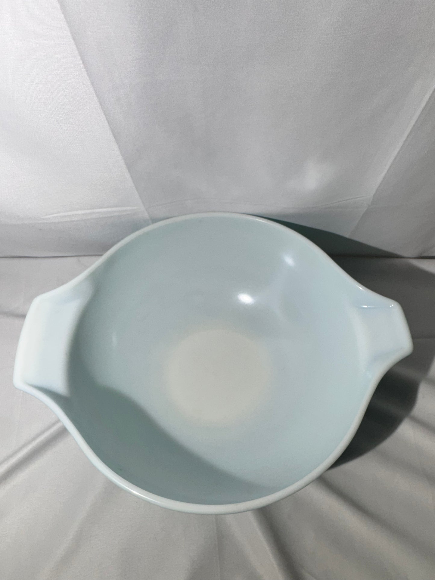 Vintage Pyrex Amish Butterprint Cinderella Mixing Bowl Set (4 Bowls) – Teal Blue & White Alternating Colors