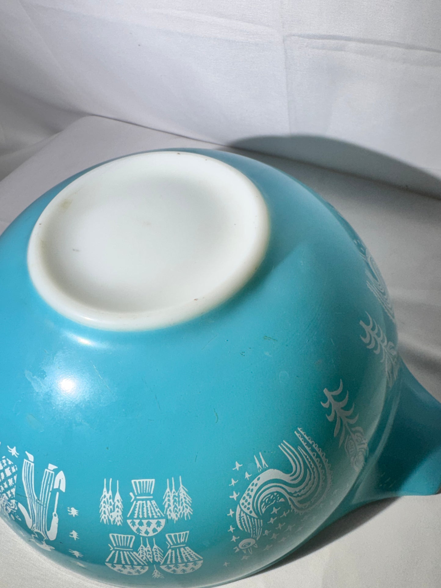Vintage Pyrex Amish Butterprint Cinderella Mixing Bowl Set (4 Bowls) – Teal Blue & White Alternating Colors