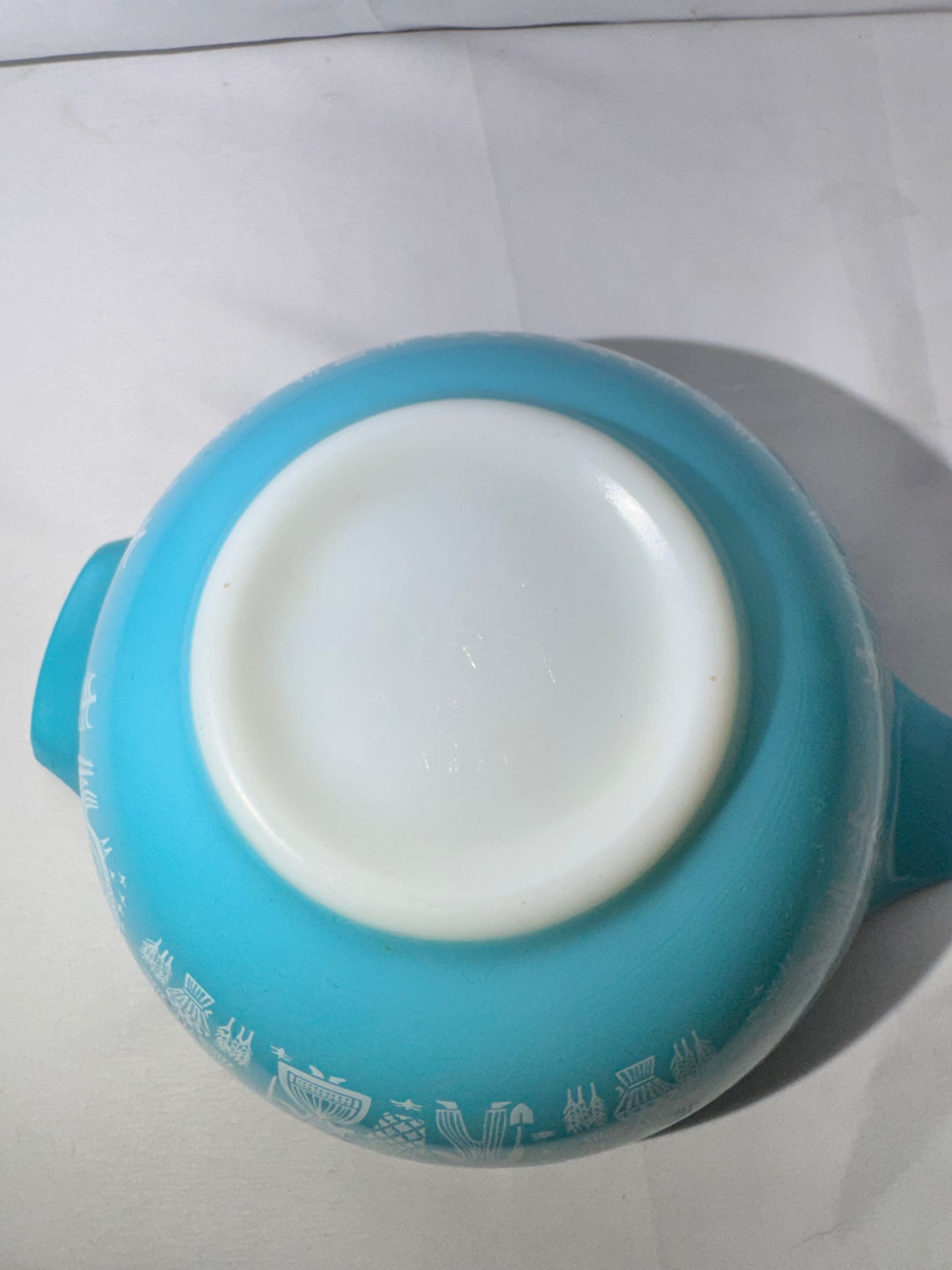Vintage Pyrex Amish Butterprint Cinderella Mixing Bowl Set (4 Bowls) – Teal Blue & White Alternating Colors