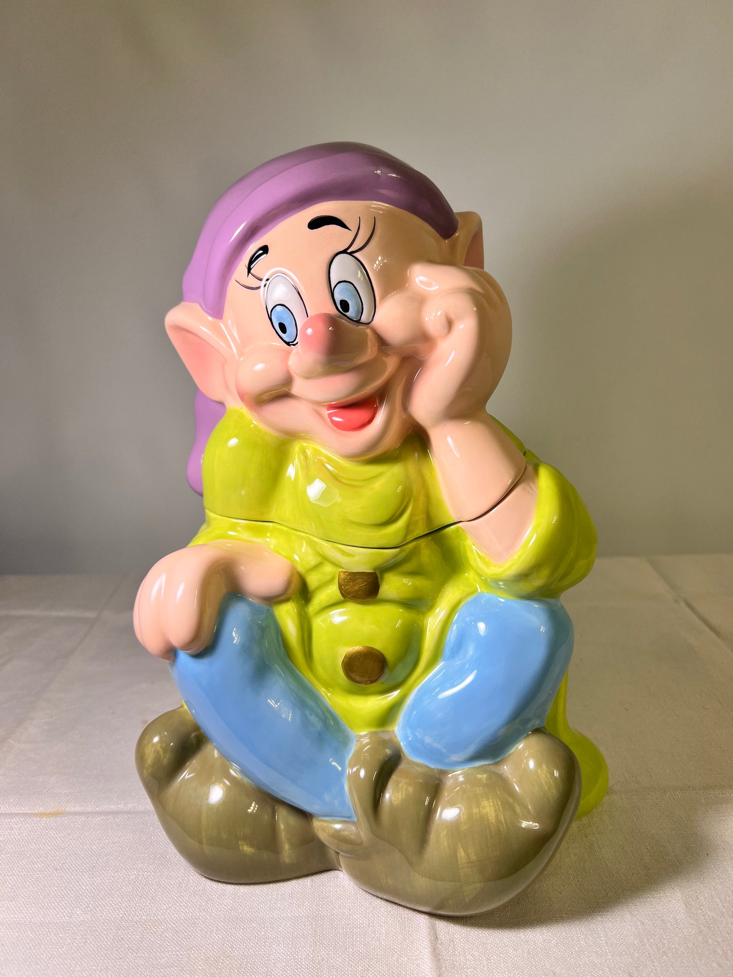 Dopey- 11” cookie Jar- Disney-Snow White and the 7 Dwarfs ￼