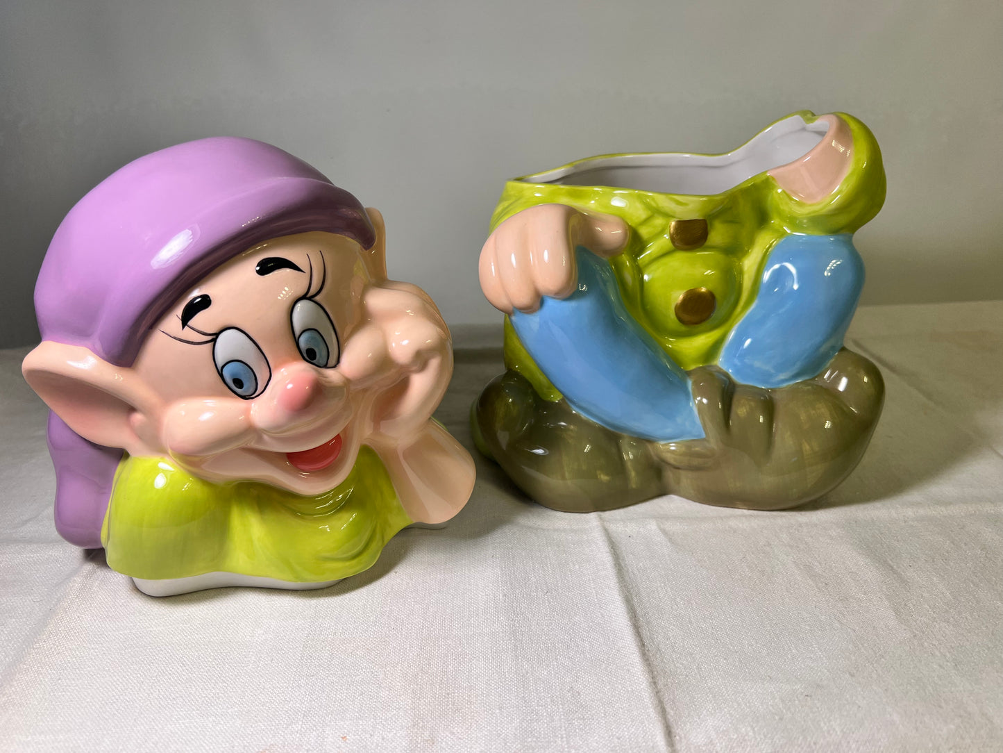 Dopey- 11” cookie Jar- Disney-Snow White and the 7 Dwarfs ￼