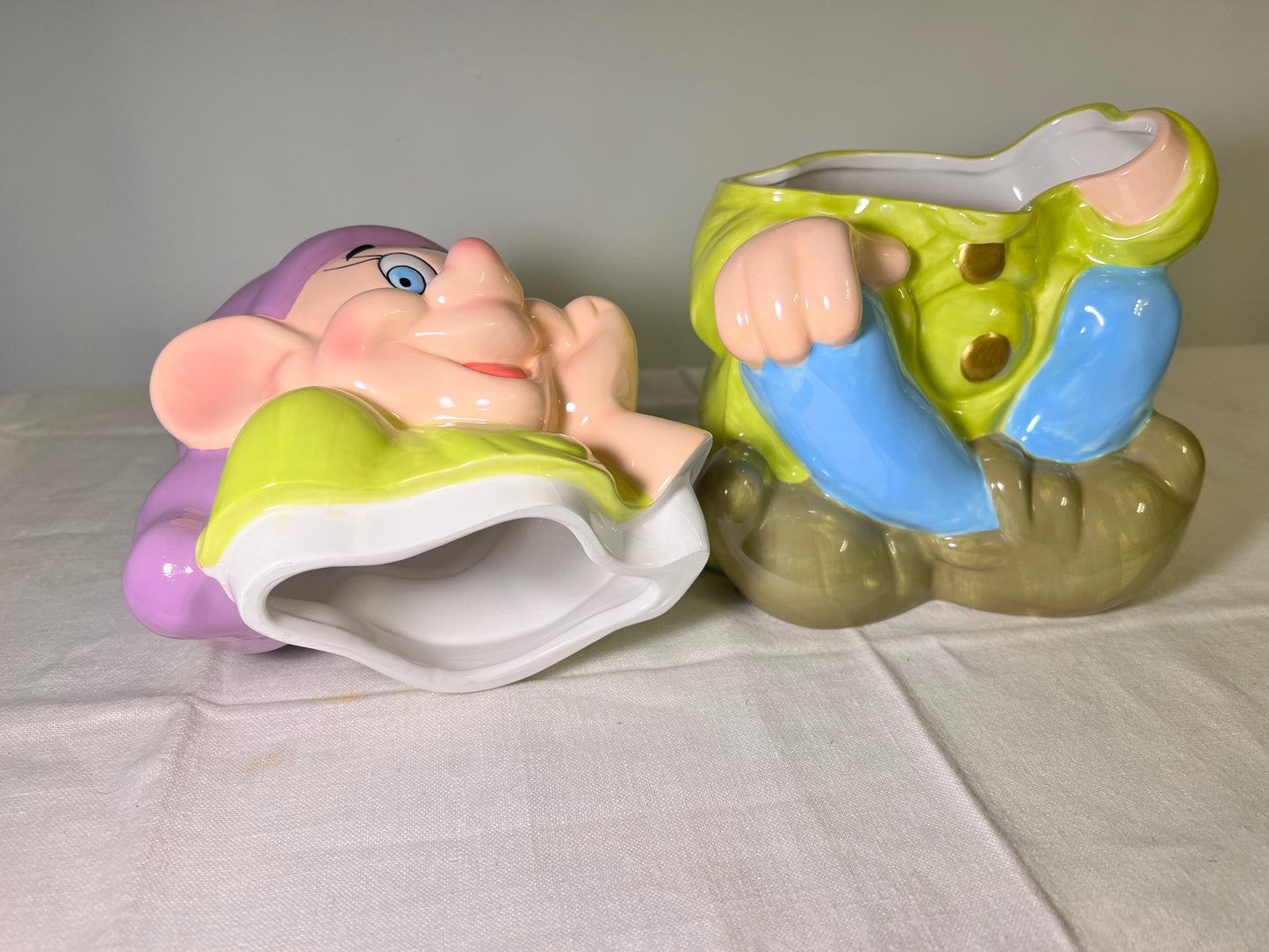 Dopey- 11” cookie Jar- Disney-Snow White and the 7 Dwarfs ￼