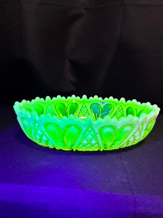 Uranium Glass Davidson Primrose Pearline “William and Mary” Oval Bowl RD 413701