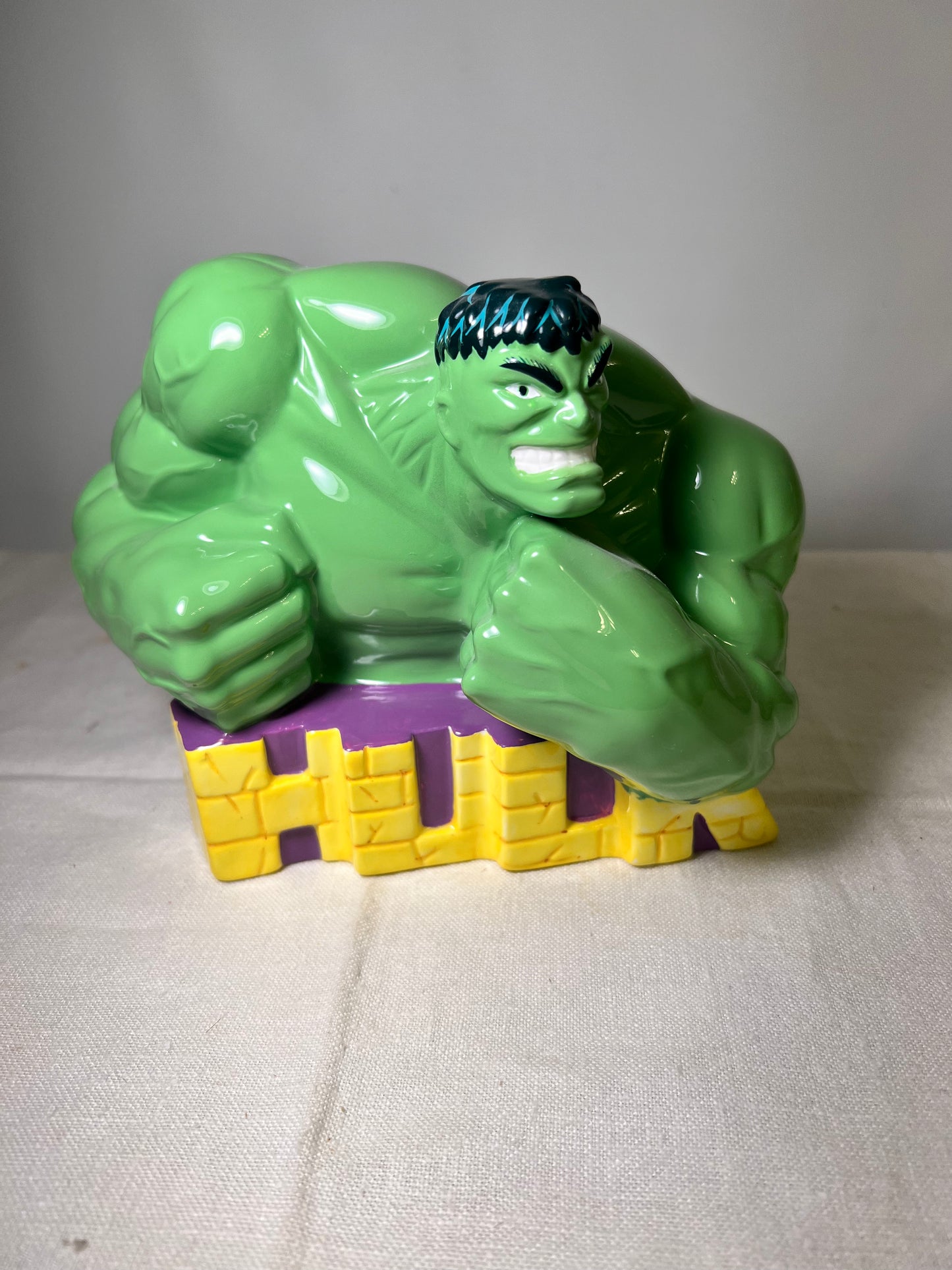 Hulk -6” ceramic Bank- 1998 -Marvel- Star -Limited Edition 821/1500