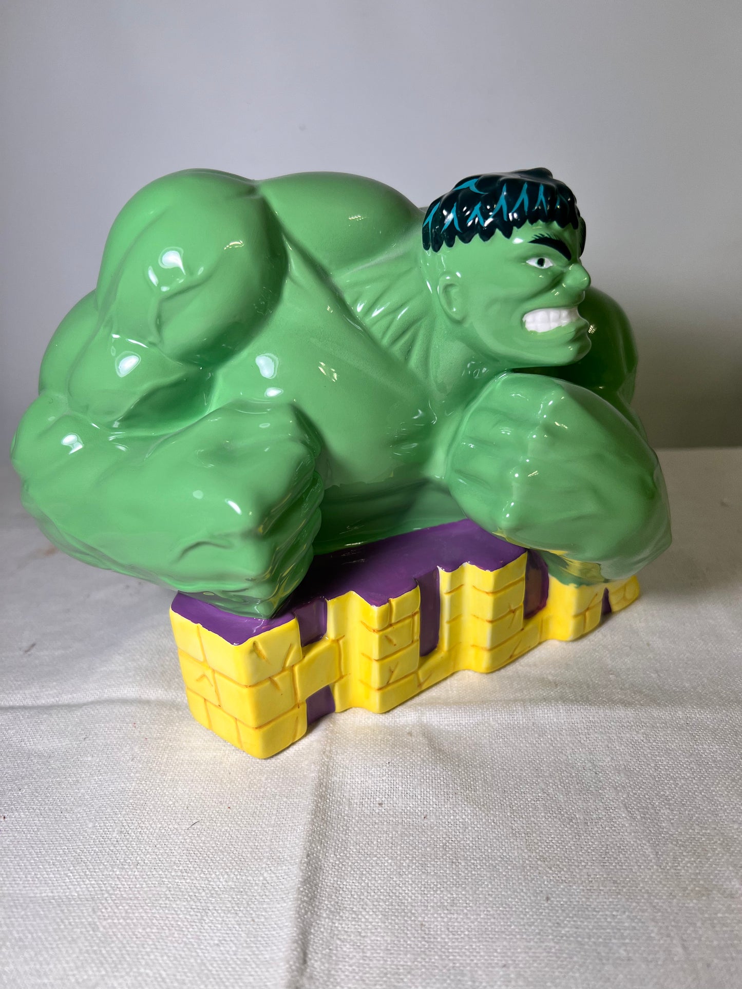 Hulk -6” ceramic Bank- 1998 -Marvel- Star -Limited Edition 821/1500