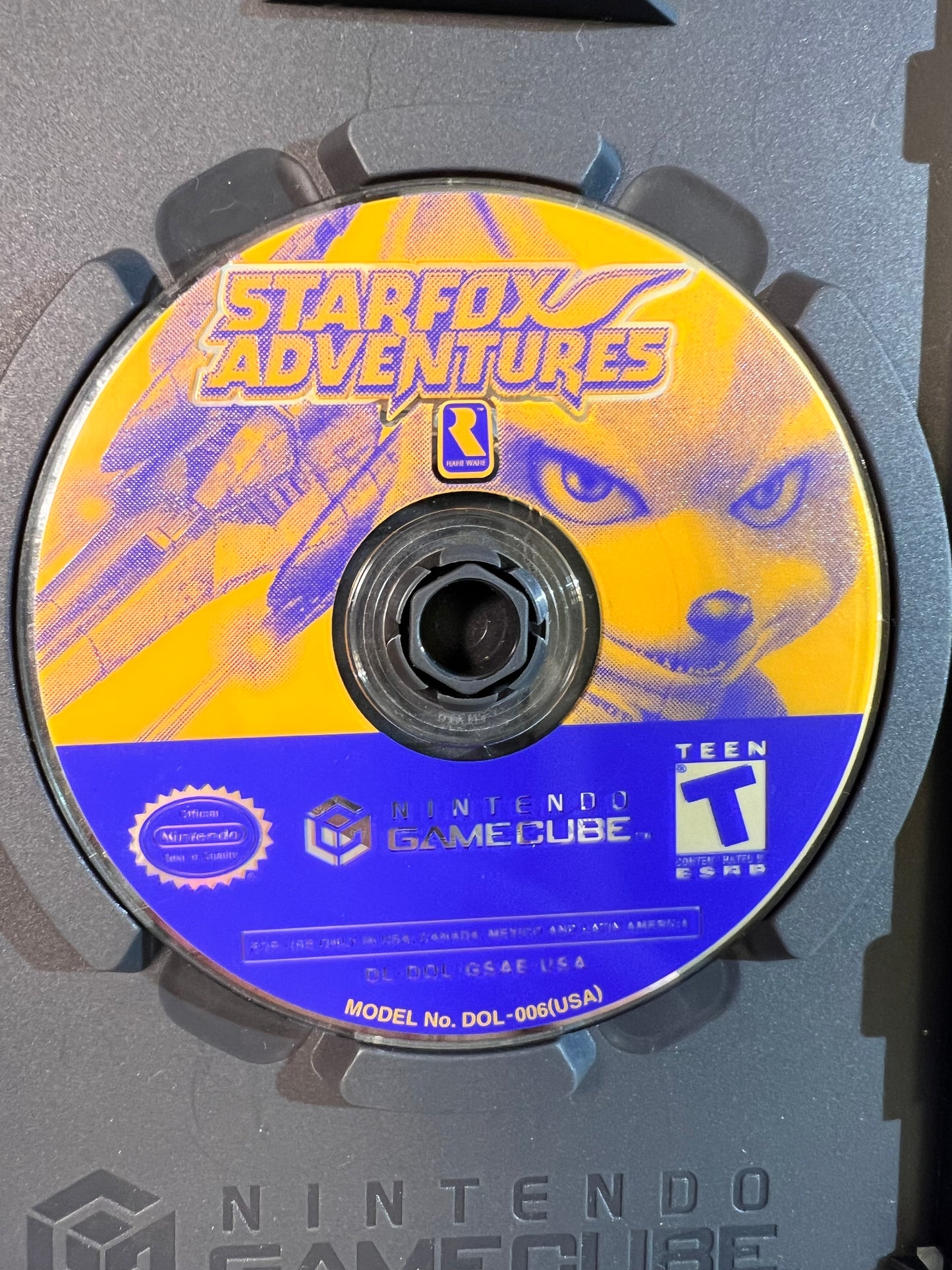 Nintendo Game Cube- Starfox Adventures- Game, case and instructions manual