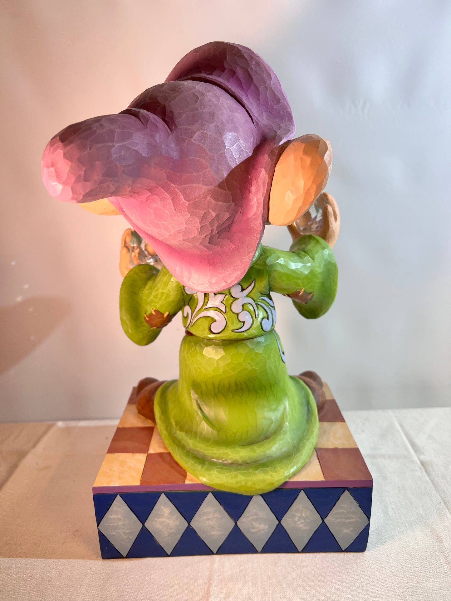 Dopey- 15” statue - “A Million Diamond Shine” - Walt Disney- showcase collection- #4026090