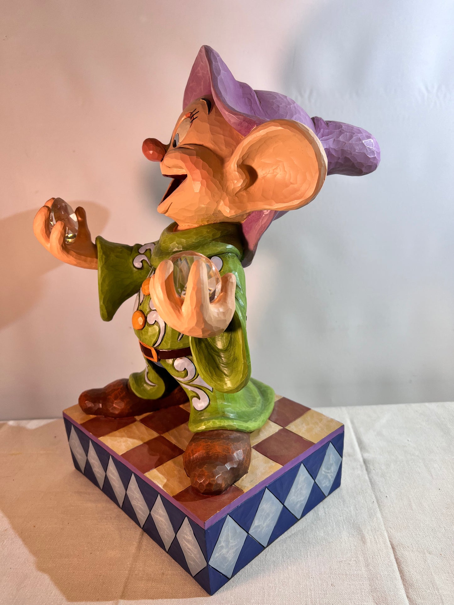 Dopey- 15” statue - “A Million Diamond Shine” - Walt Disney- showcase collection- #4026090